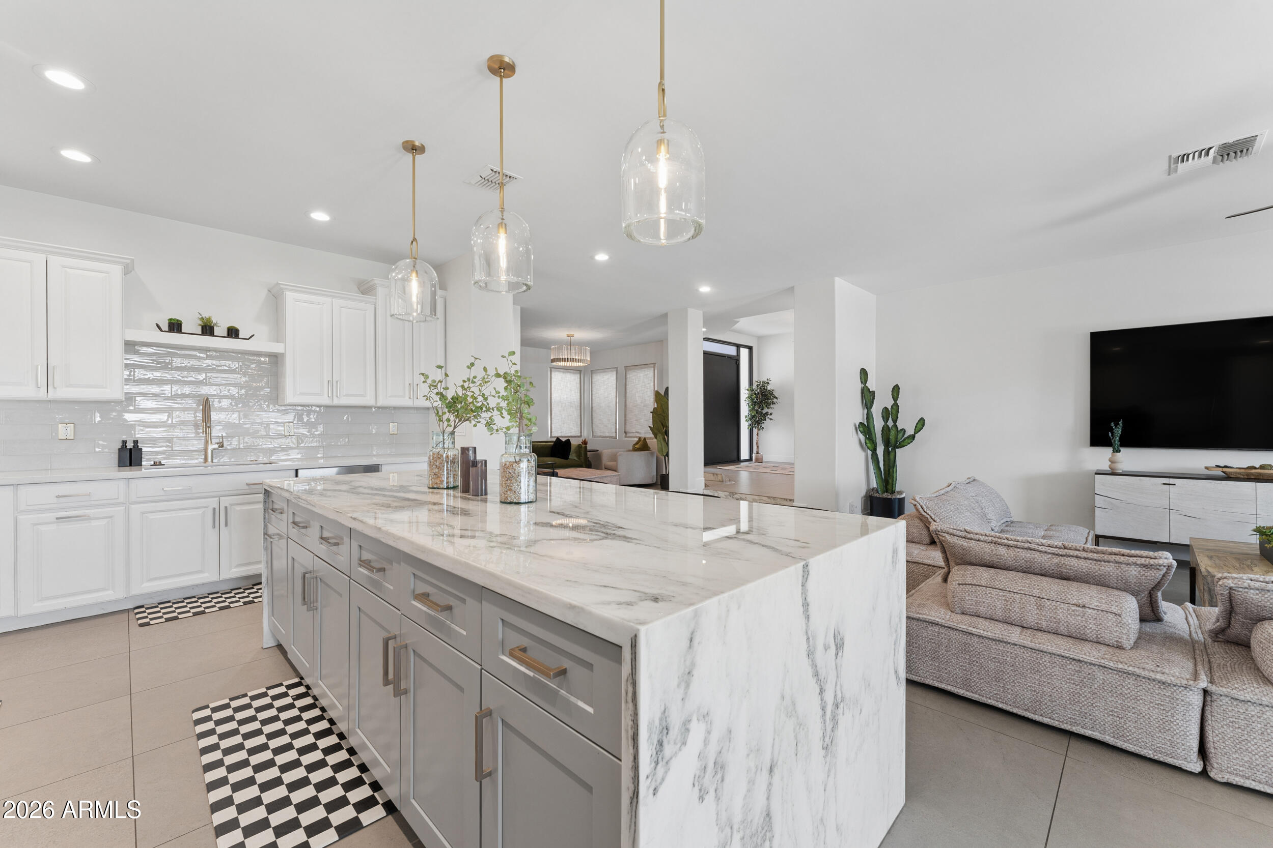3016 W Ironwood Circle