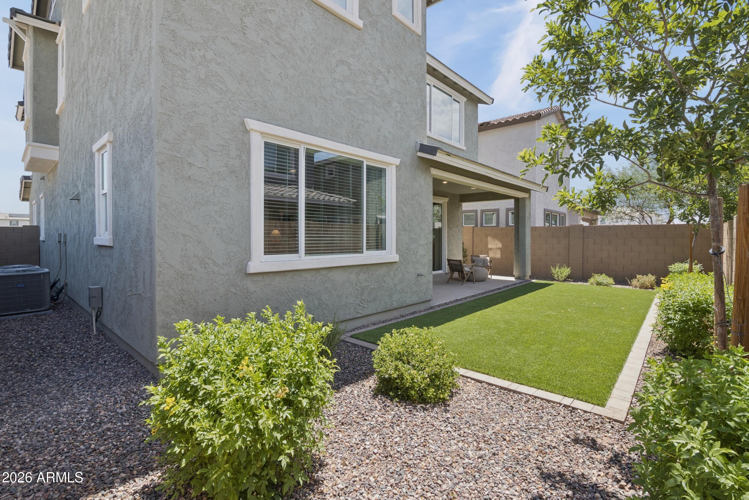 8346 E PETRA Avenue