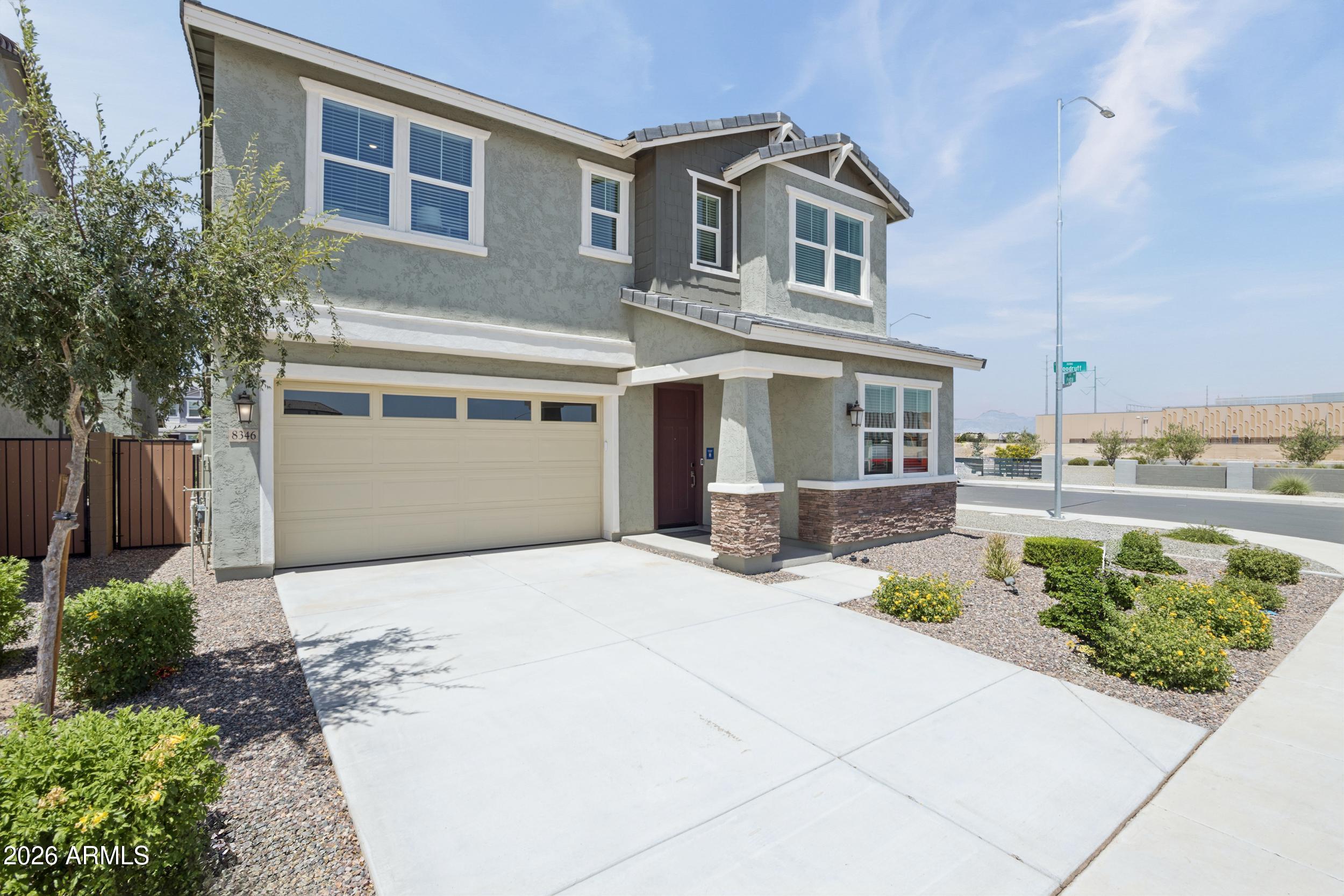 8346 E PETRA Avenue