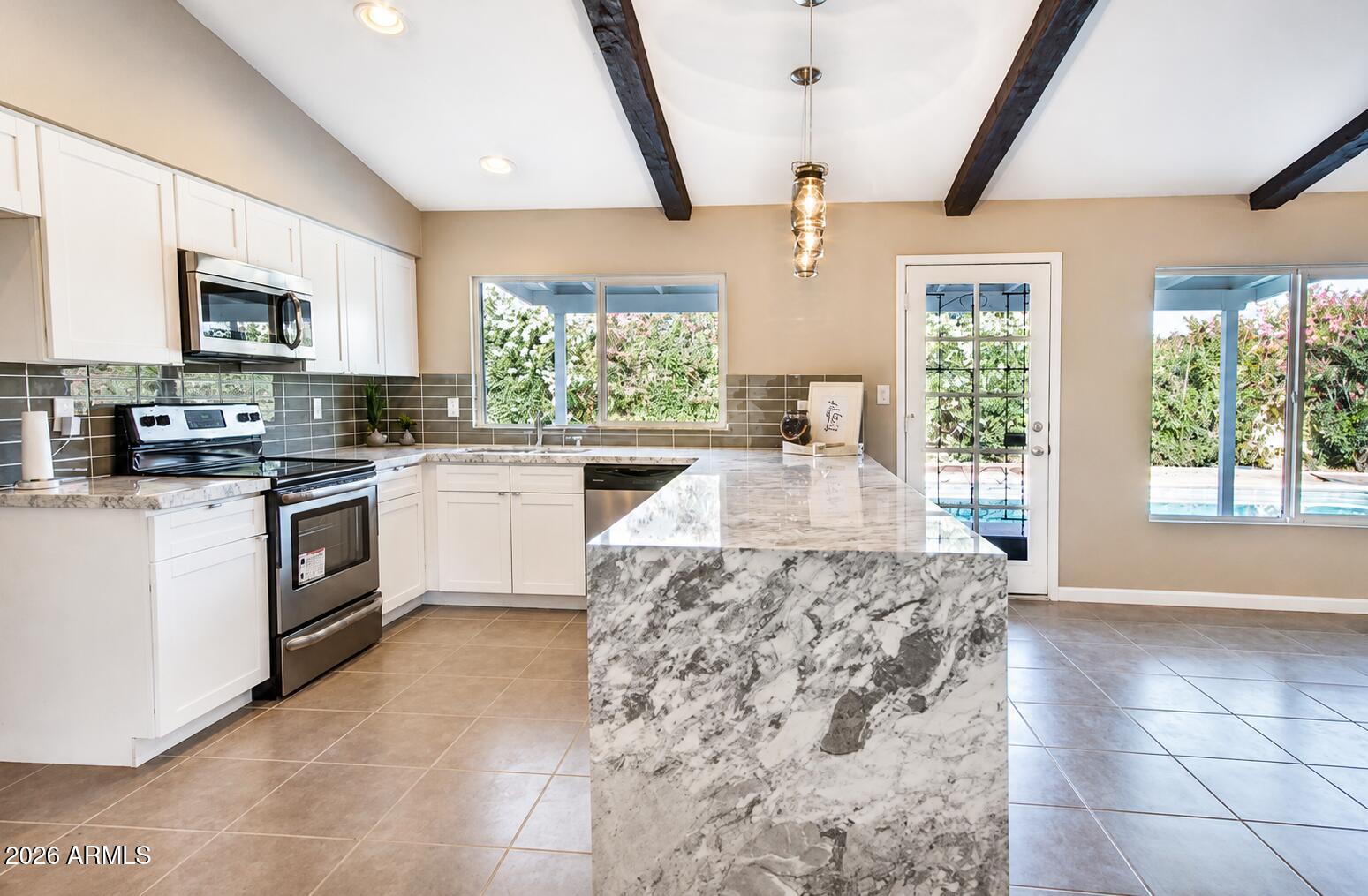 2433 S Evergreen Road