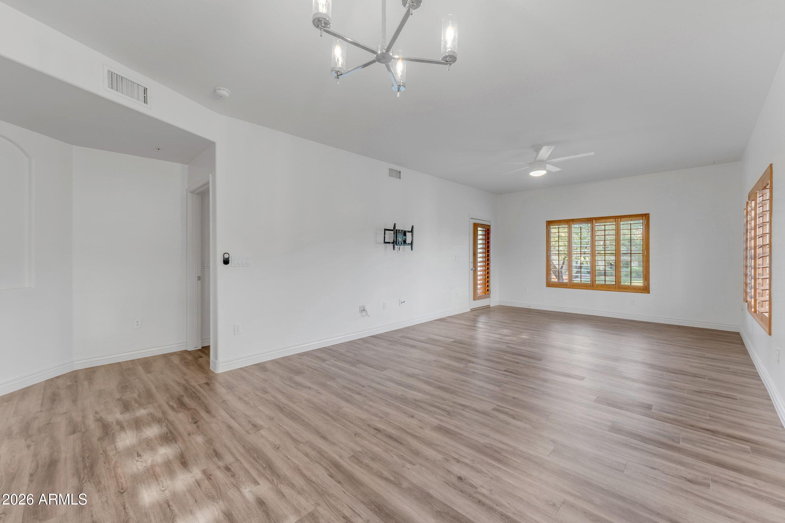 5450 E Deer Valley Drive 2206