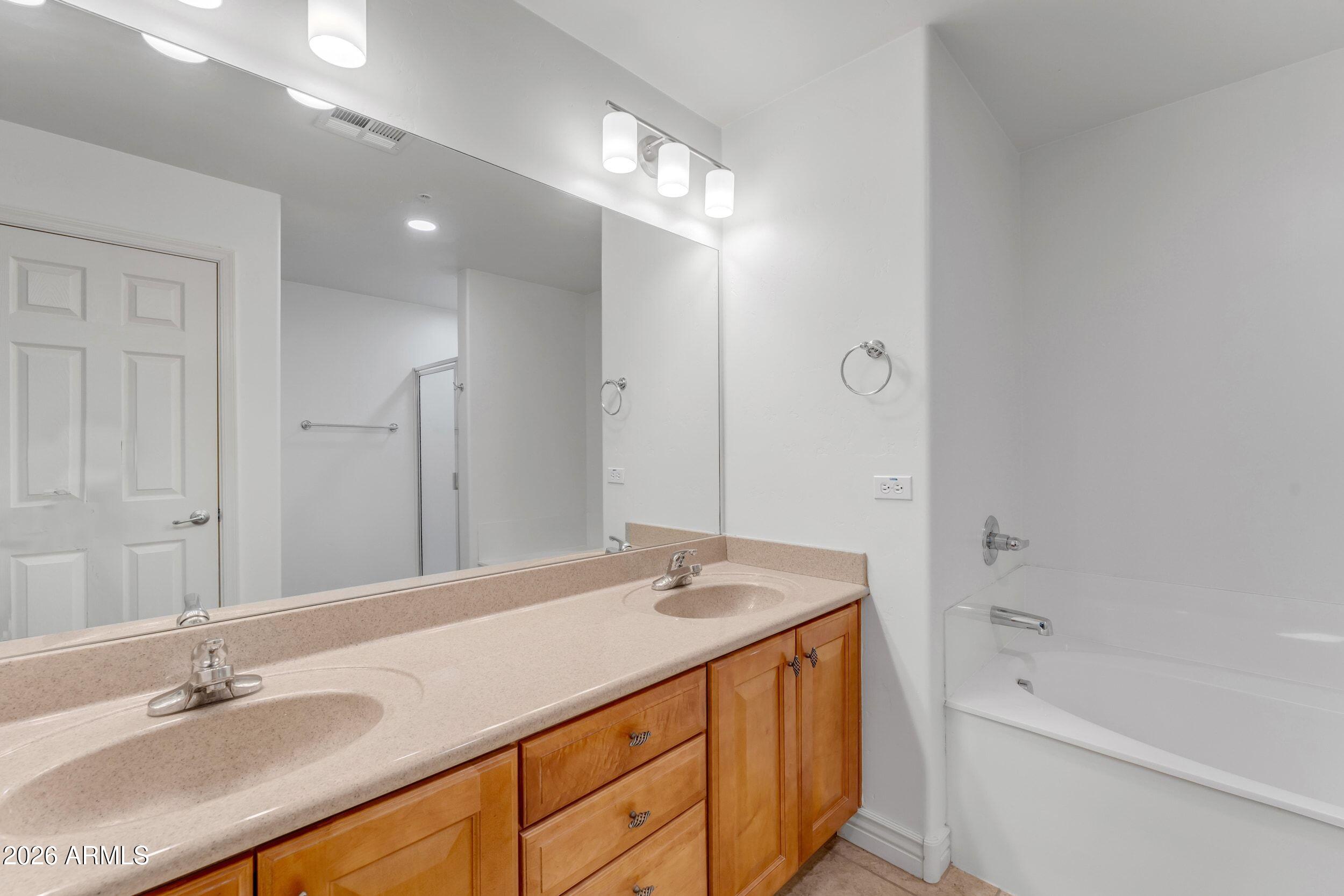 5450 E Deer Valley Drive 2206