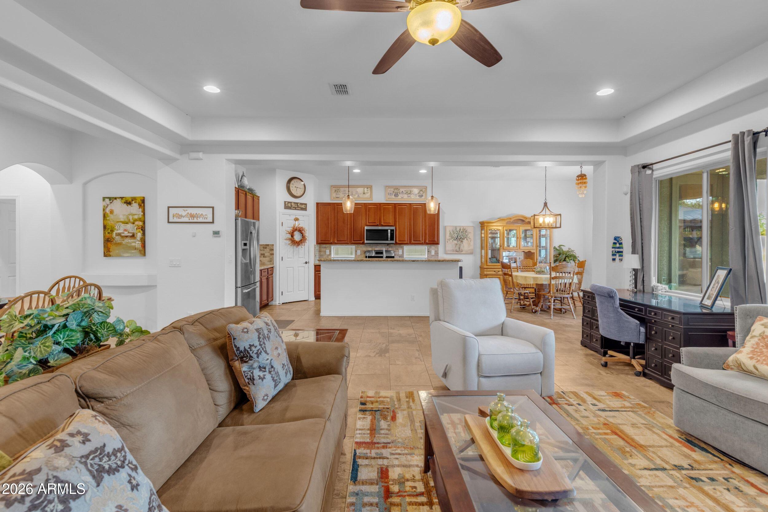 21367 E MAYA Road