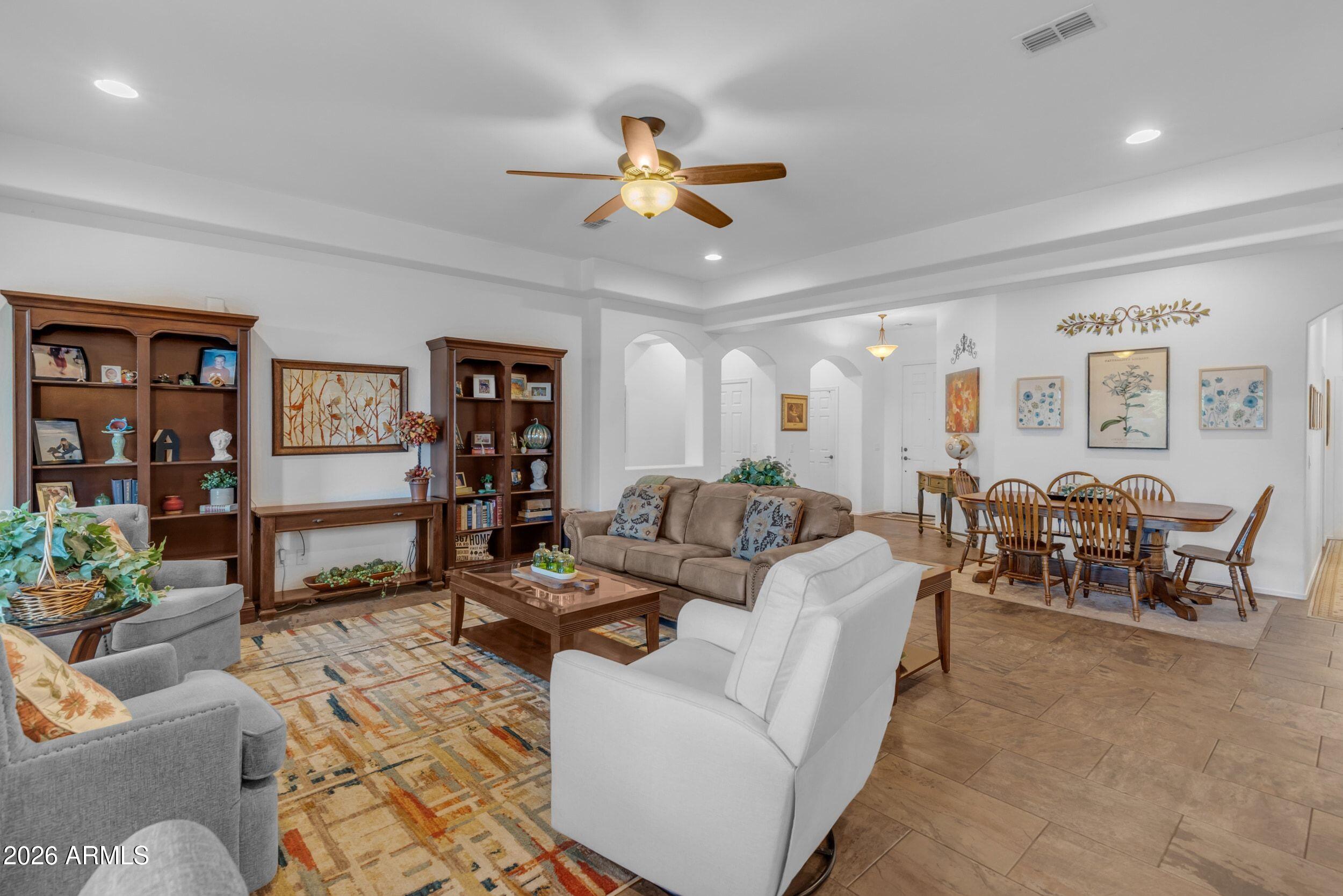 21367 E MAYA Road