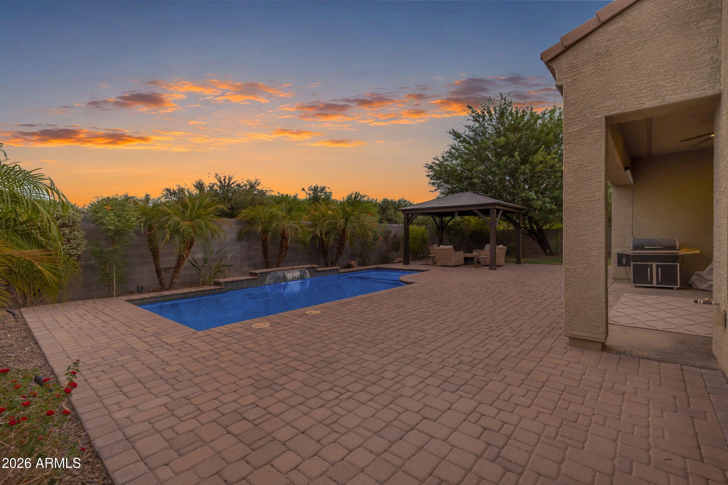 21367 E MAYA Road