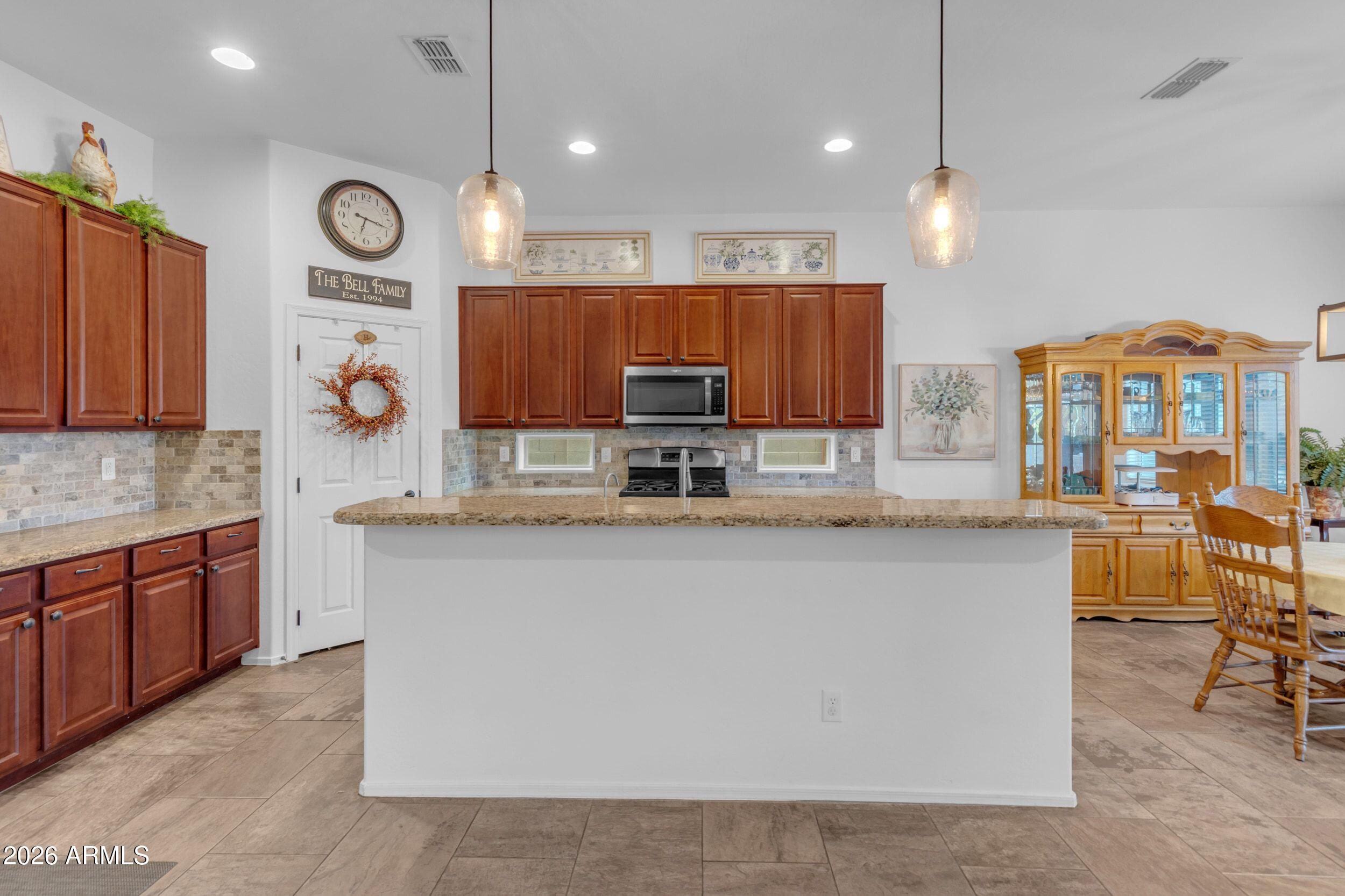21367 E MAYA Road
