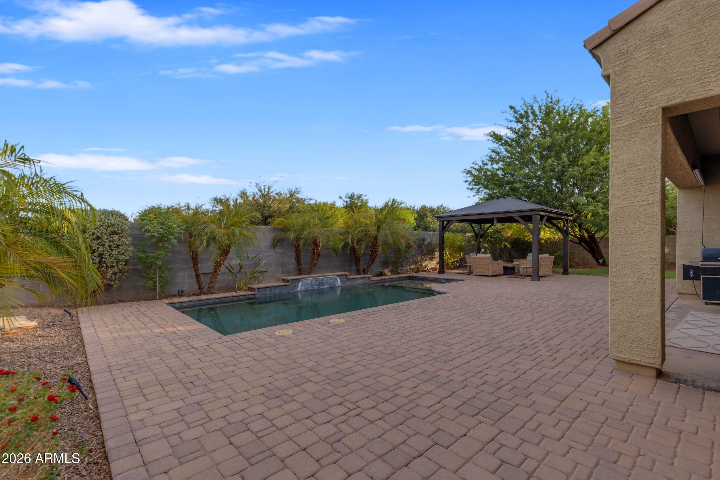 21367 E MAYA Road