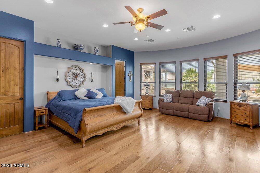 19738 W MARIPOSA Drive