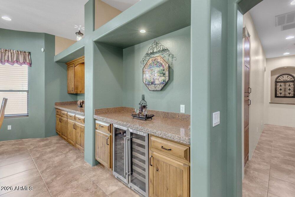 19738 W MARIPOSA Drive