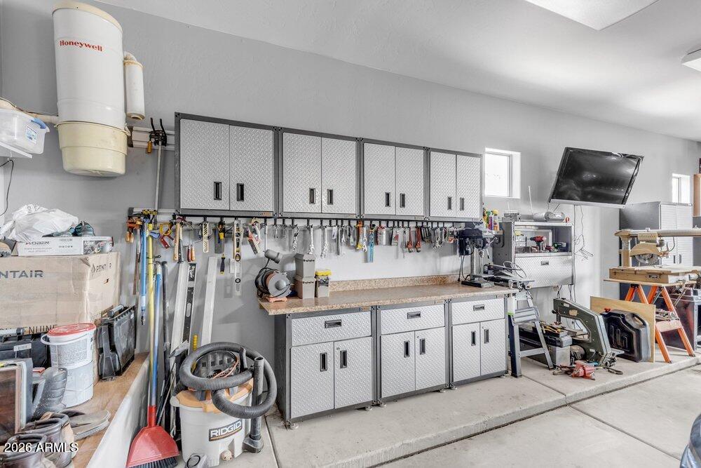 19738 W MARIPOSA Drive