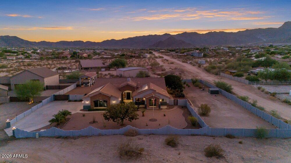19738 W MARIPOSA Drive
