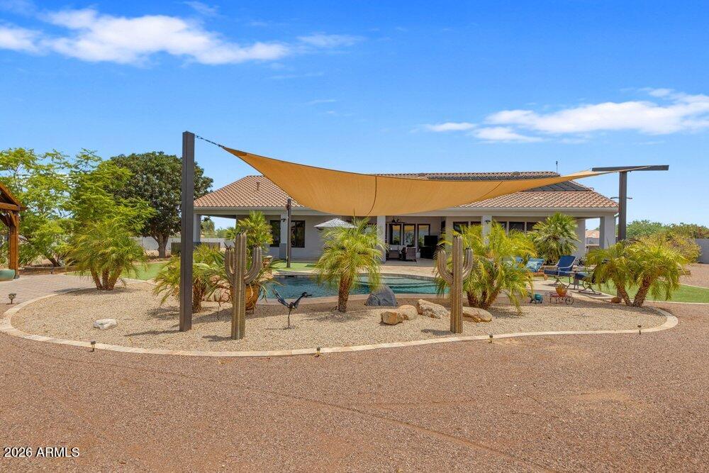 19738 W MARIPOSA Drive