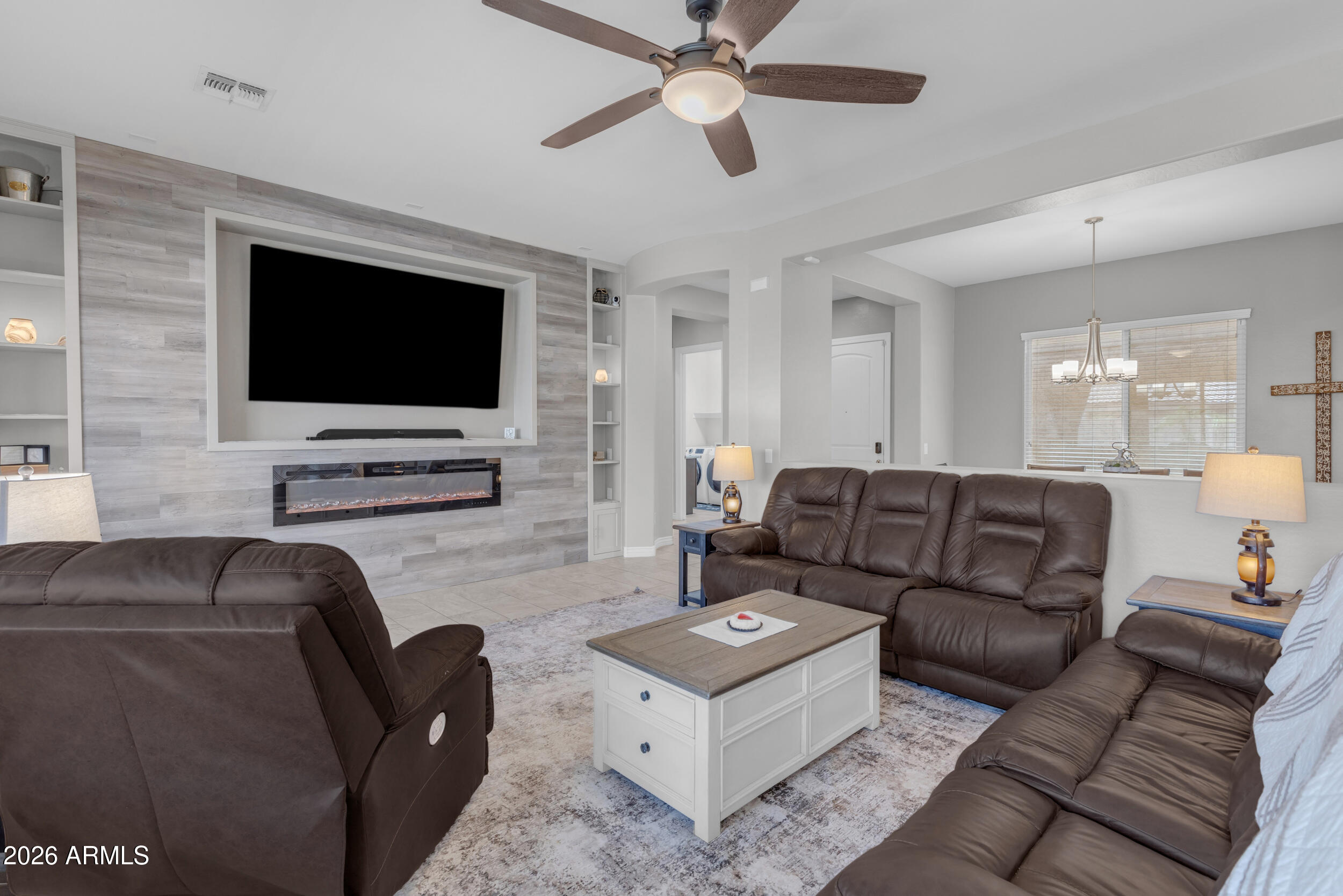 18372 W PARADISE Lane
