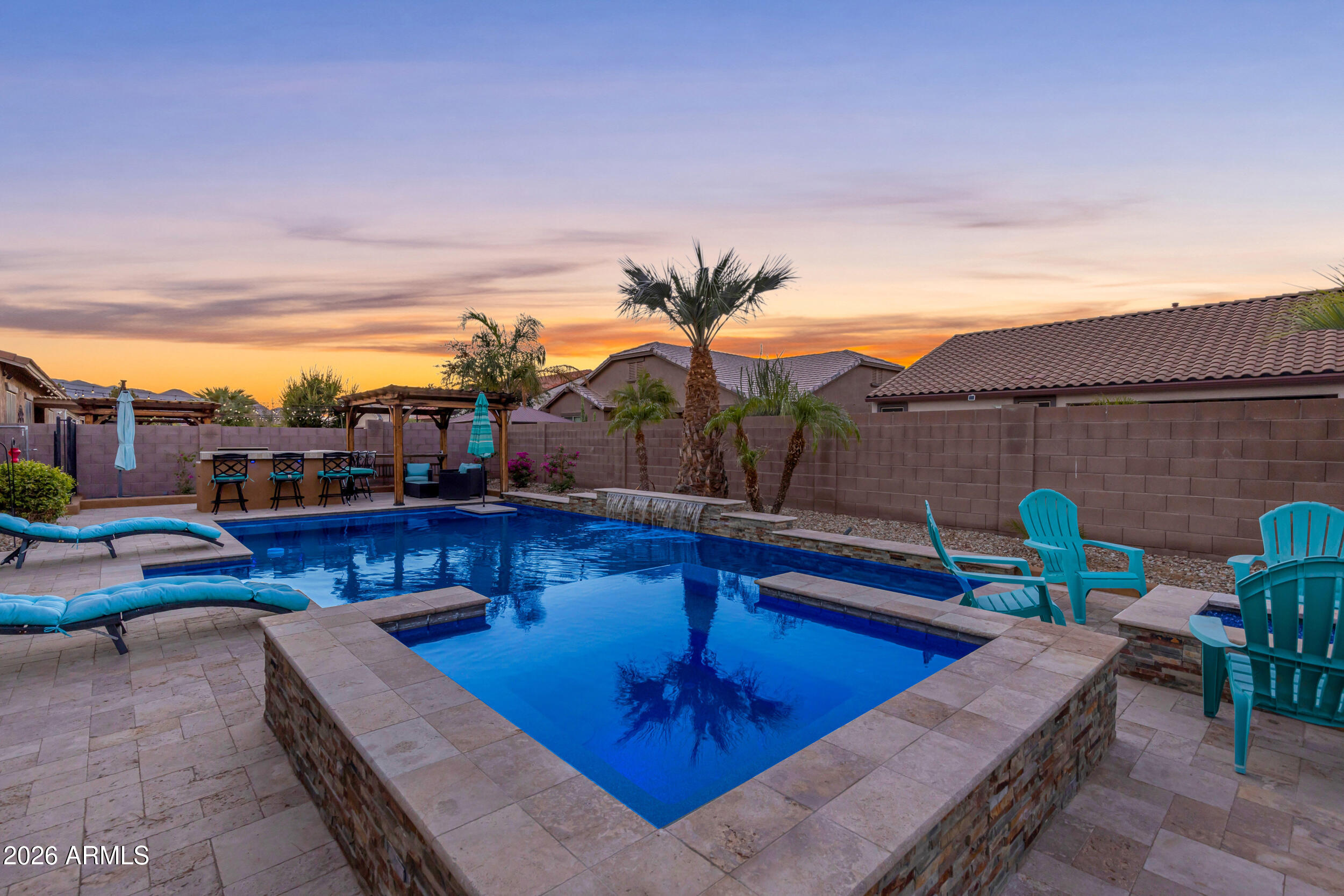 18372 W PARADISE Lane