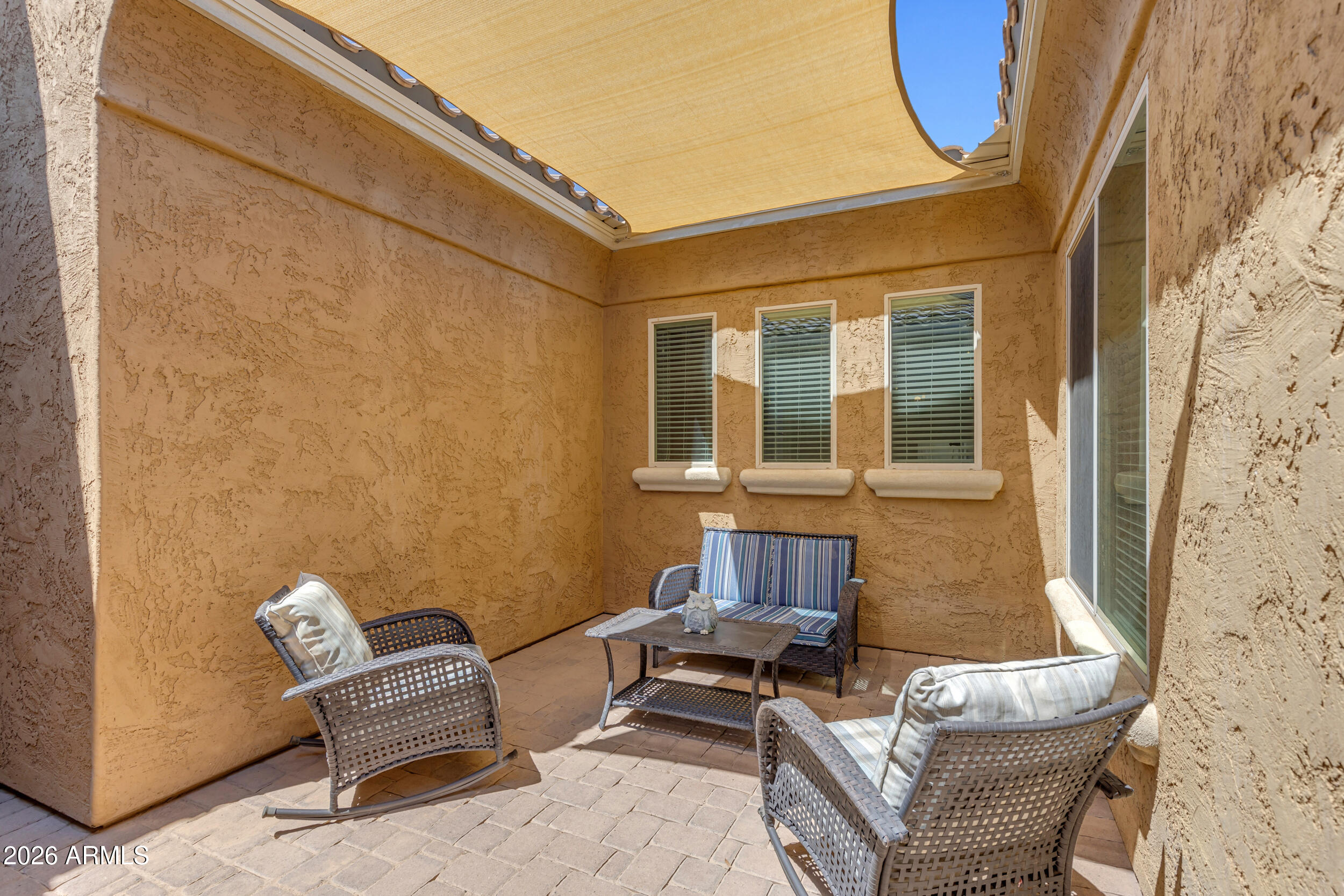 18372 W PARADISE Lane