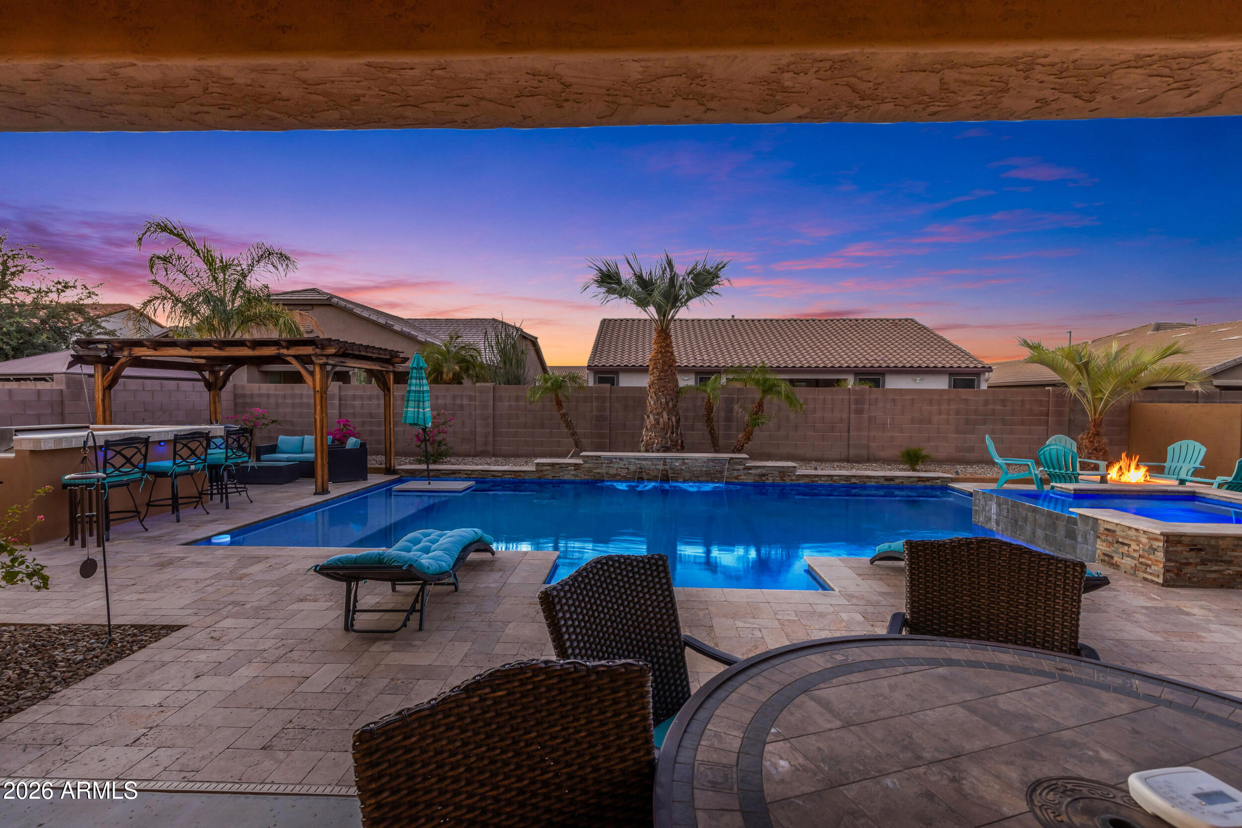 18372 W PARADISE Lane