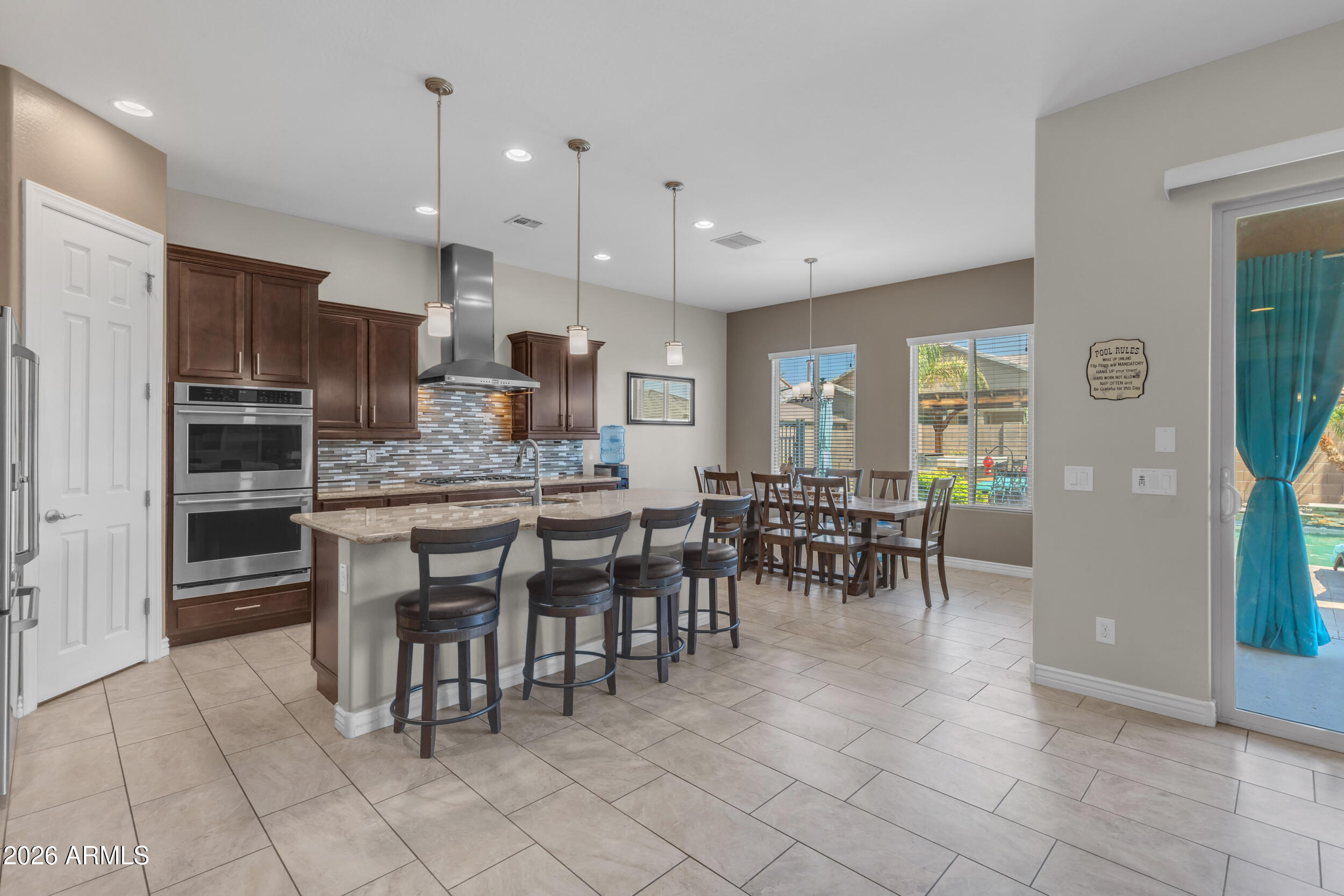 18372 W PARADISE Lane