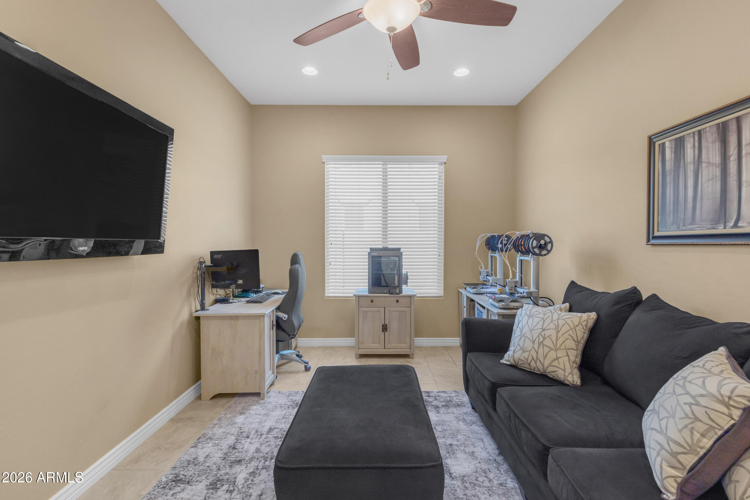 18372 W PARADISE Lane