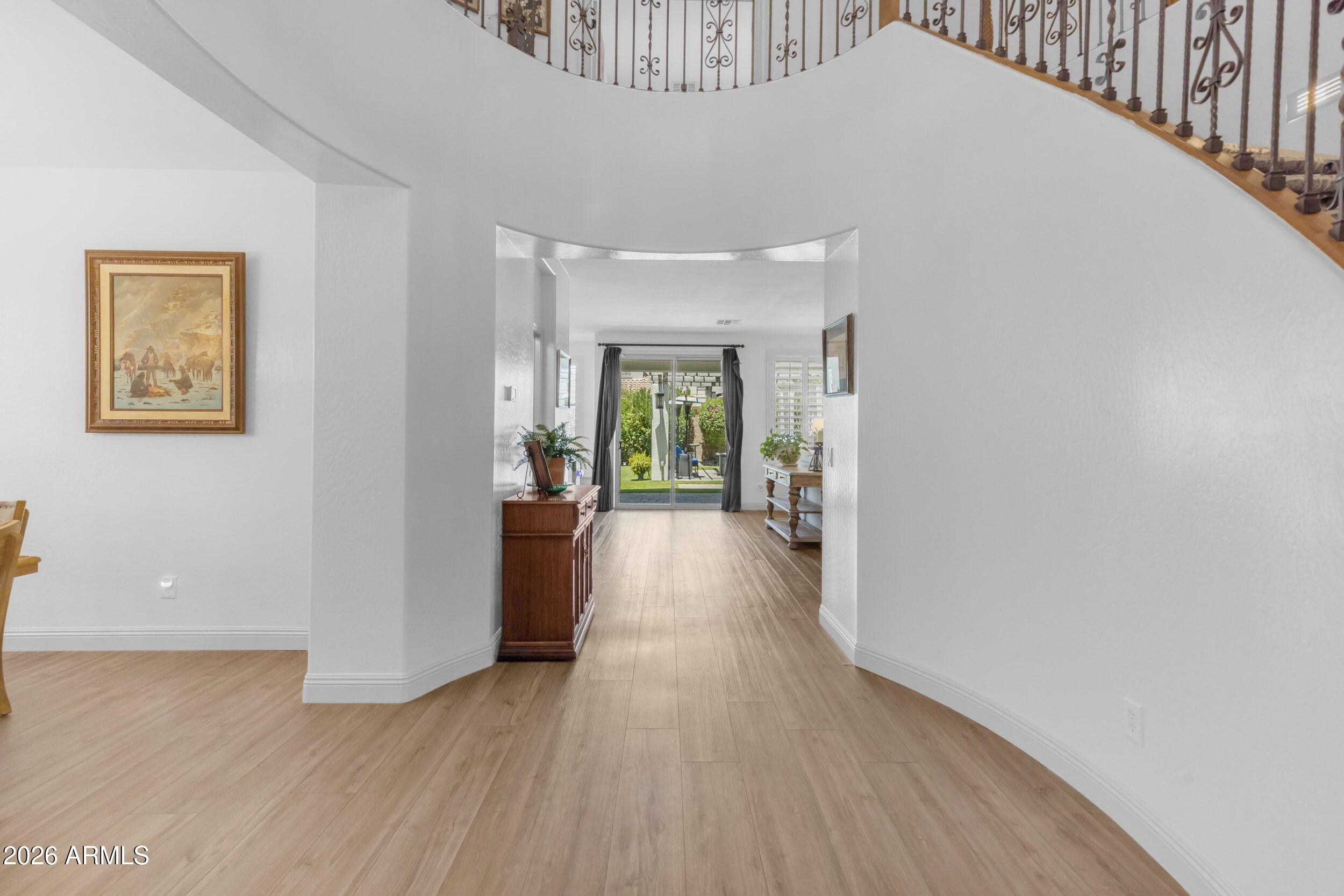 3076 E VALLEJO Drive
