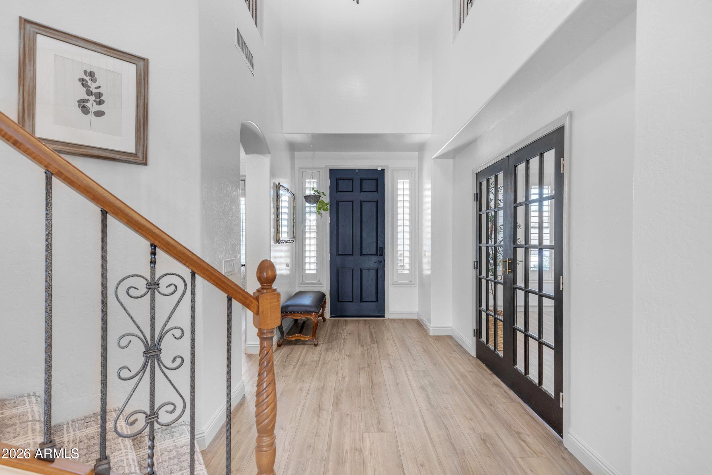 3076 E VALLEJO Drive