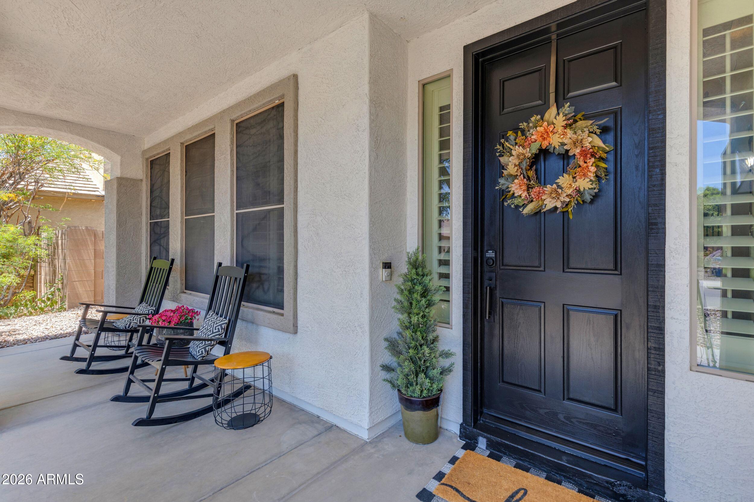 3076 E VALLEJO Drive