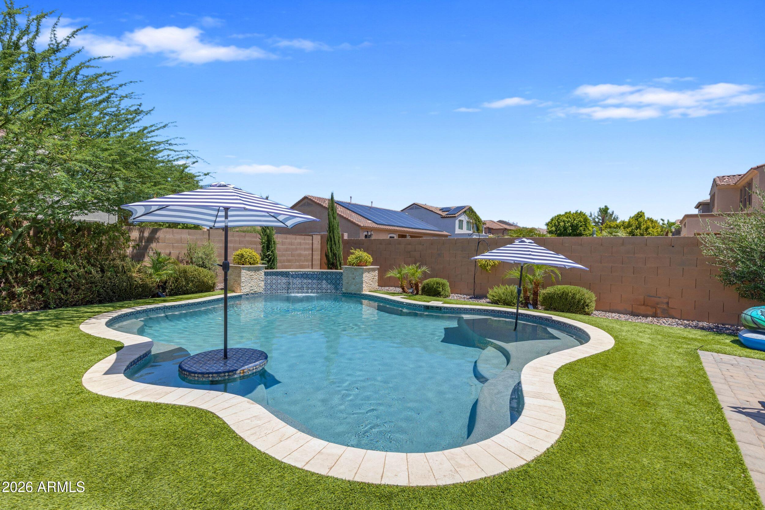 3076 E VALLEJO Drive