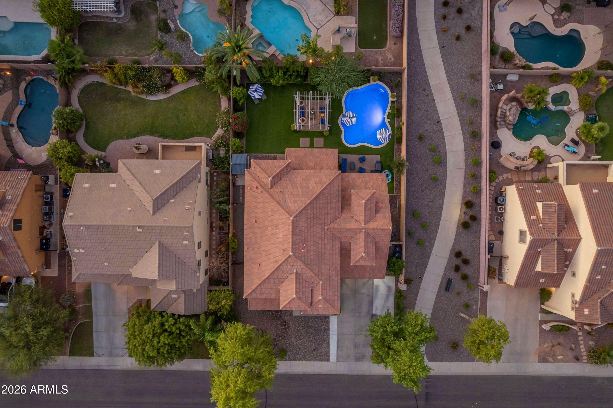 3076 E VALLEJO Drive