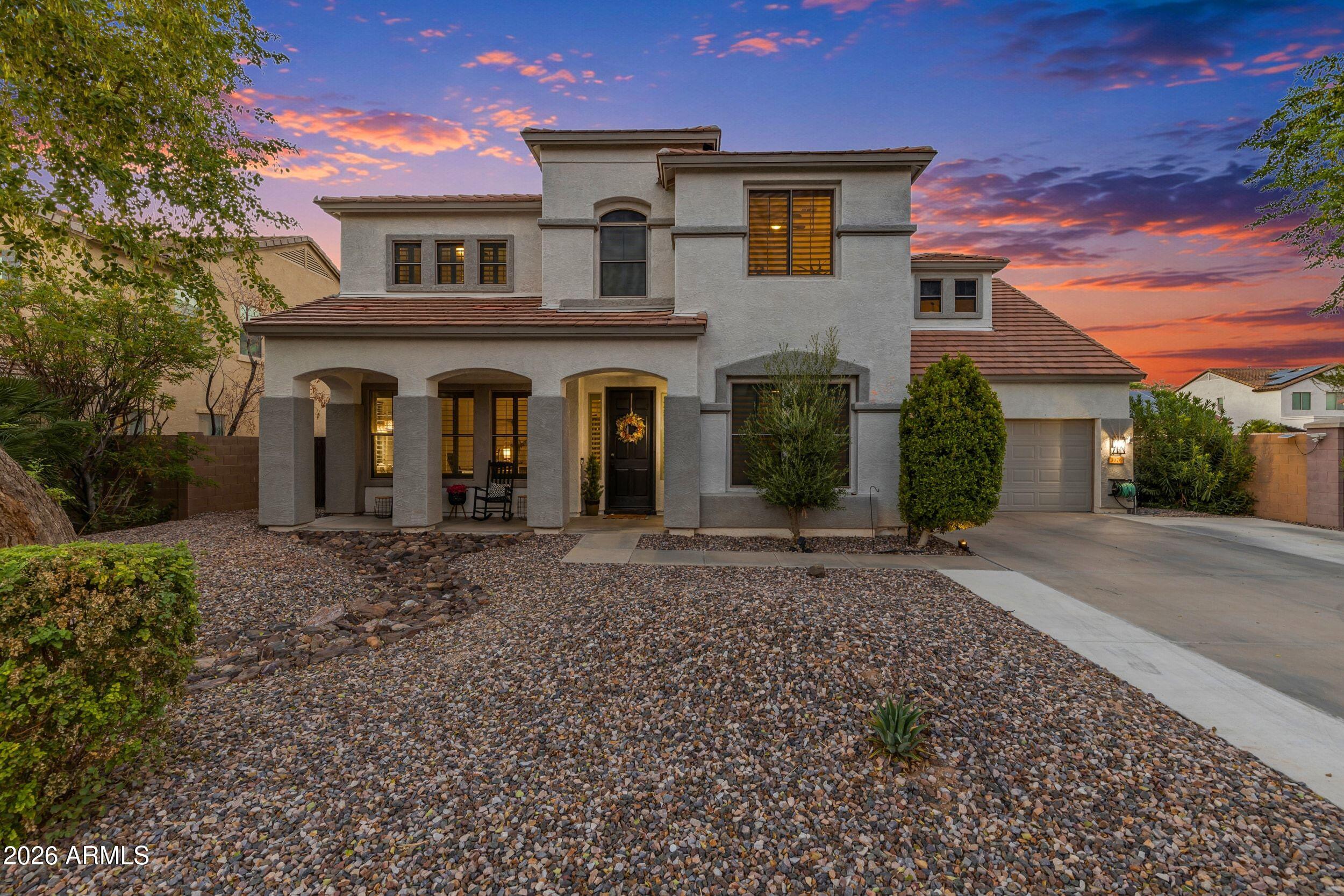 3076 E VALLEJO Drive