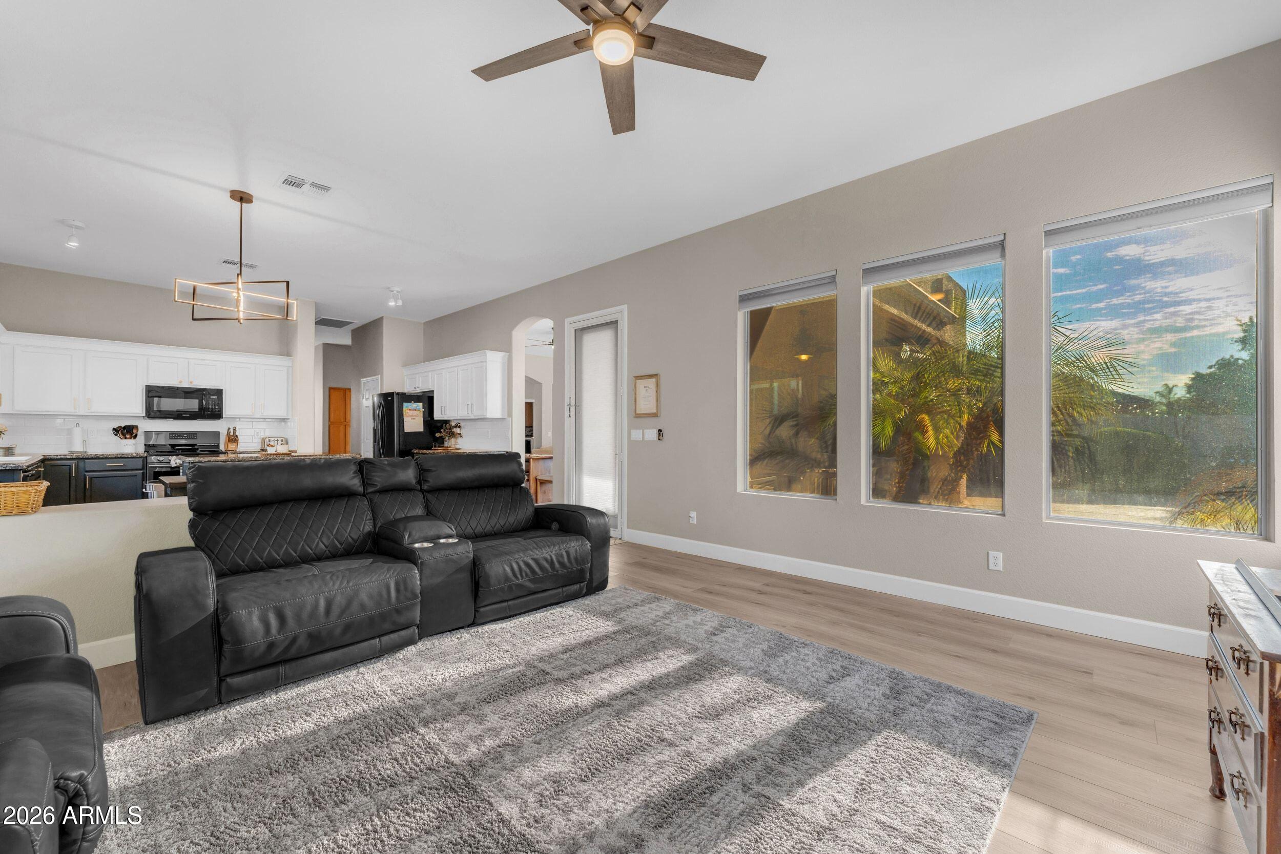 840 W CHERRYWOOD Drive