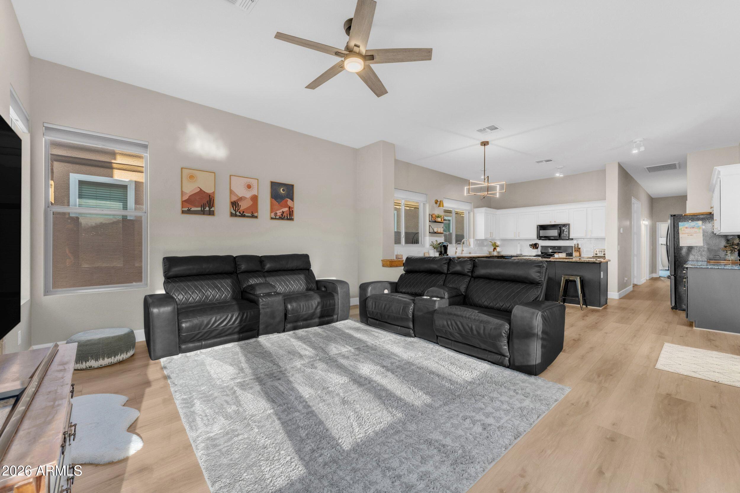 840 W CHERRYWOOD Drive