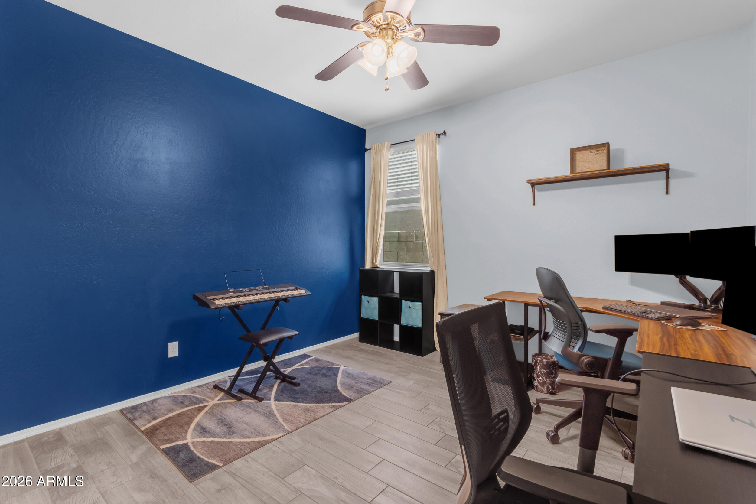 7913 S 41ST Drive