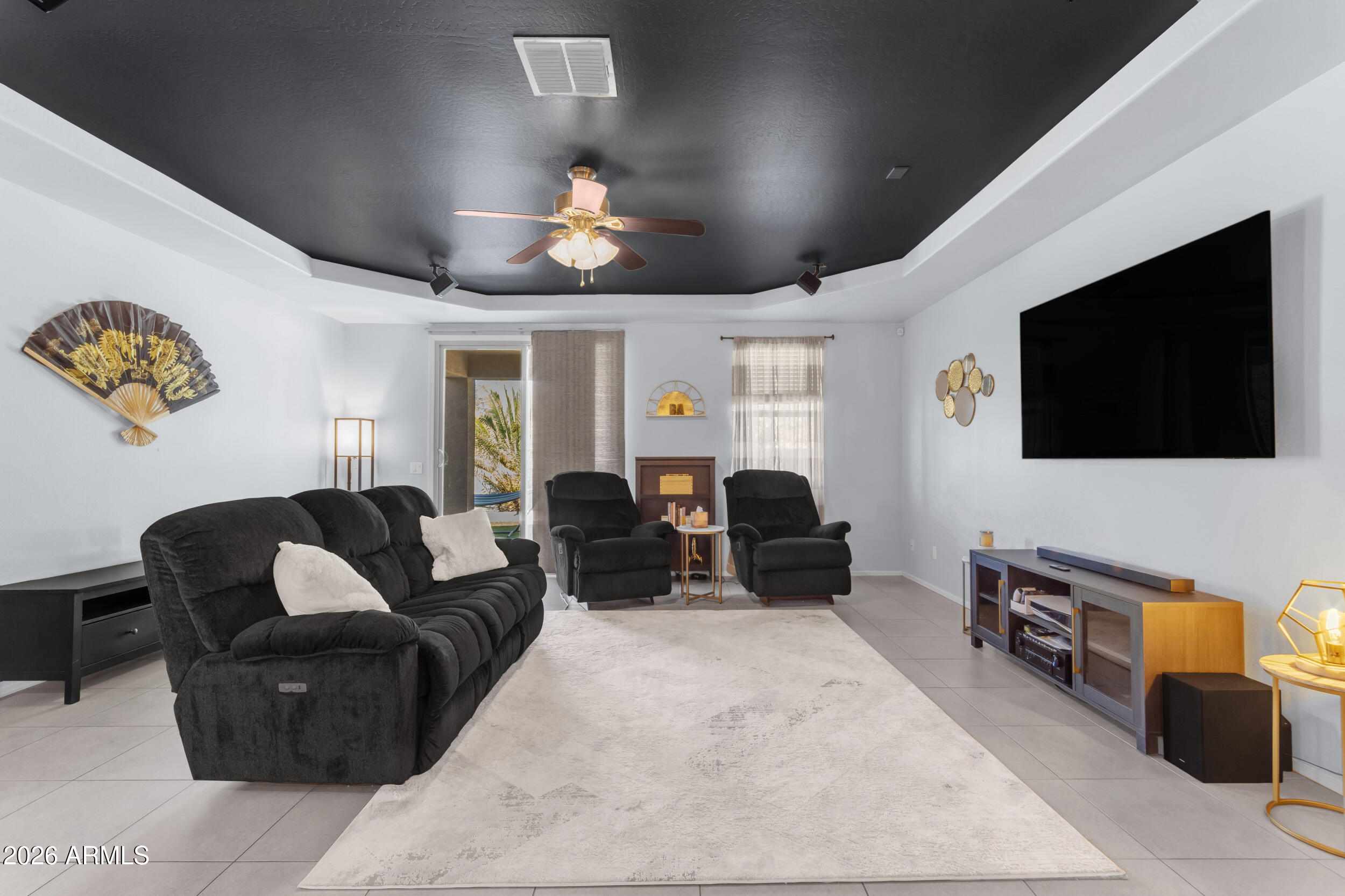 7913 S 41ST Drive