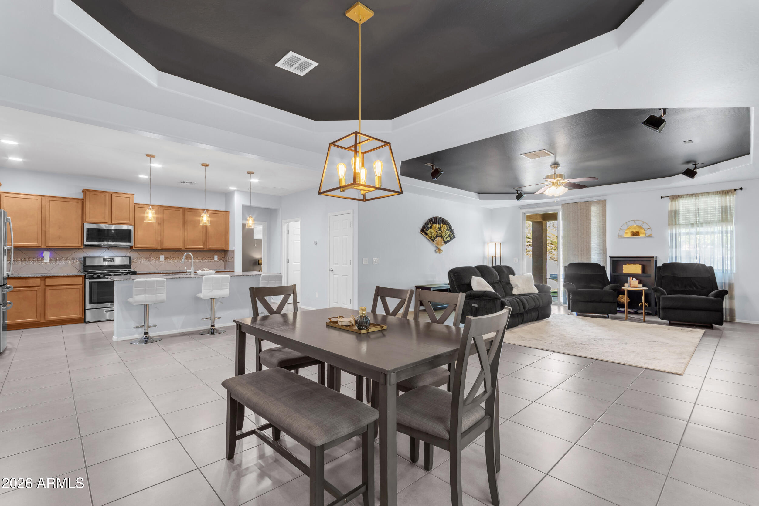 7913 S 41ST Drive