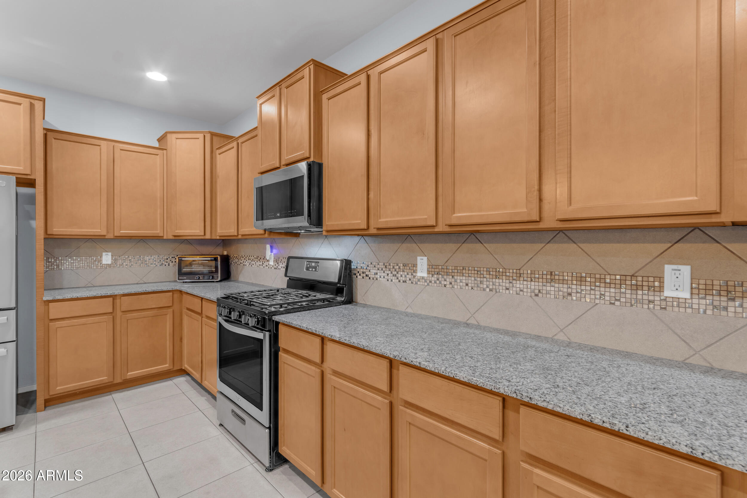 7913 S 41ST Drive