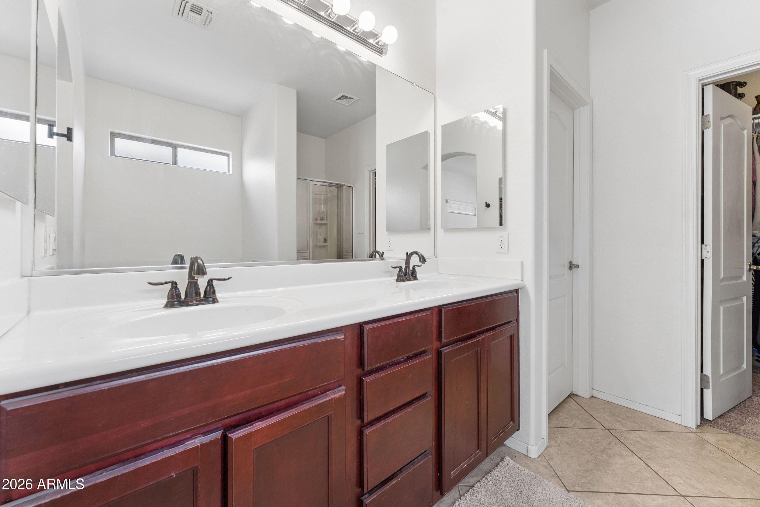 1404 W SANTA GERTRUDIS Trail