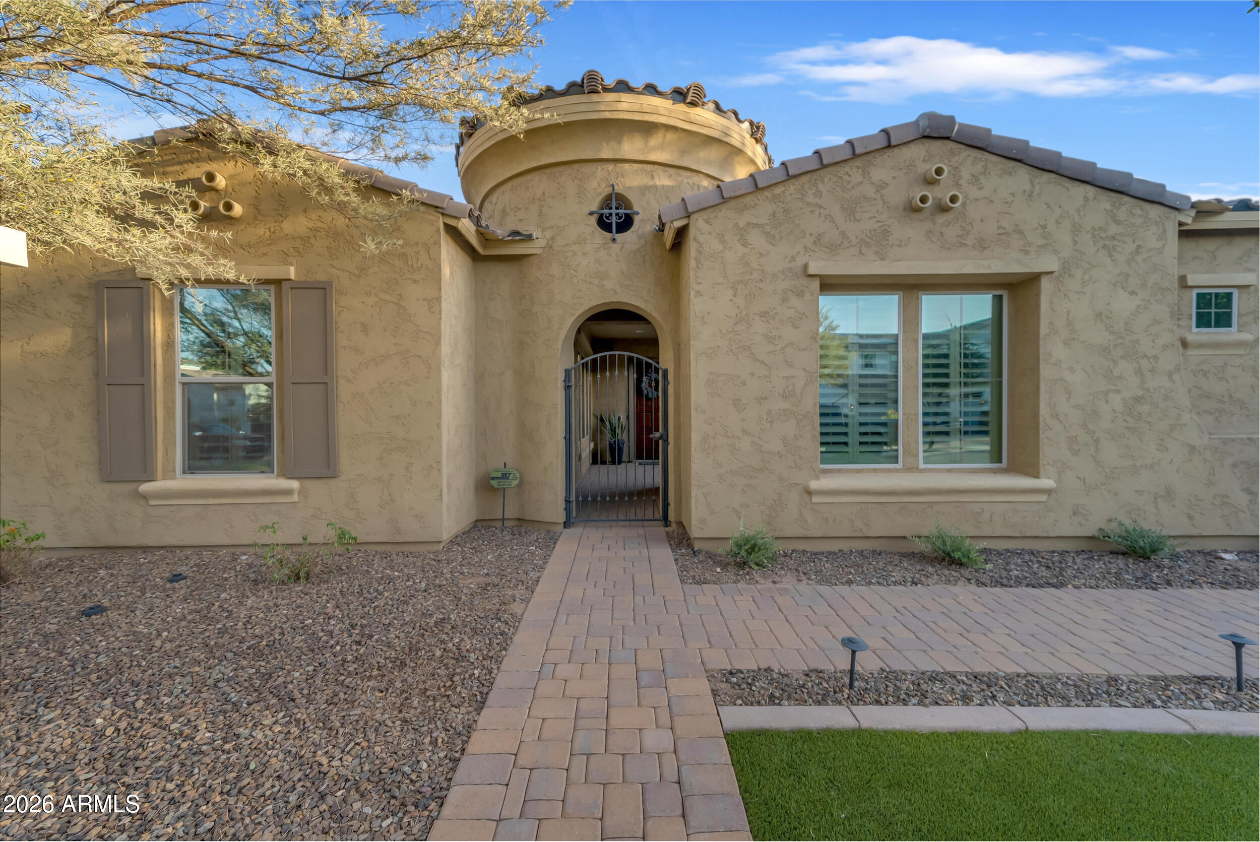 20093 E QUINTERO Road