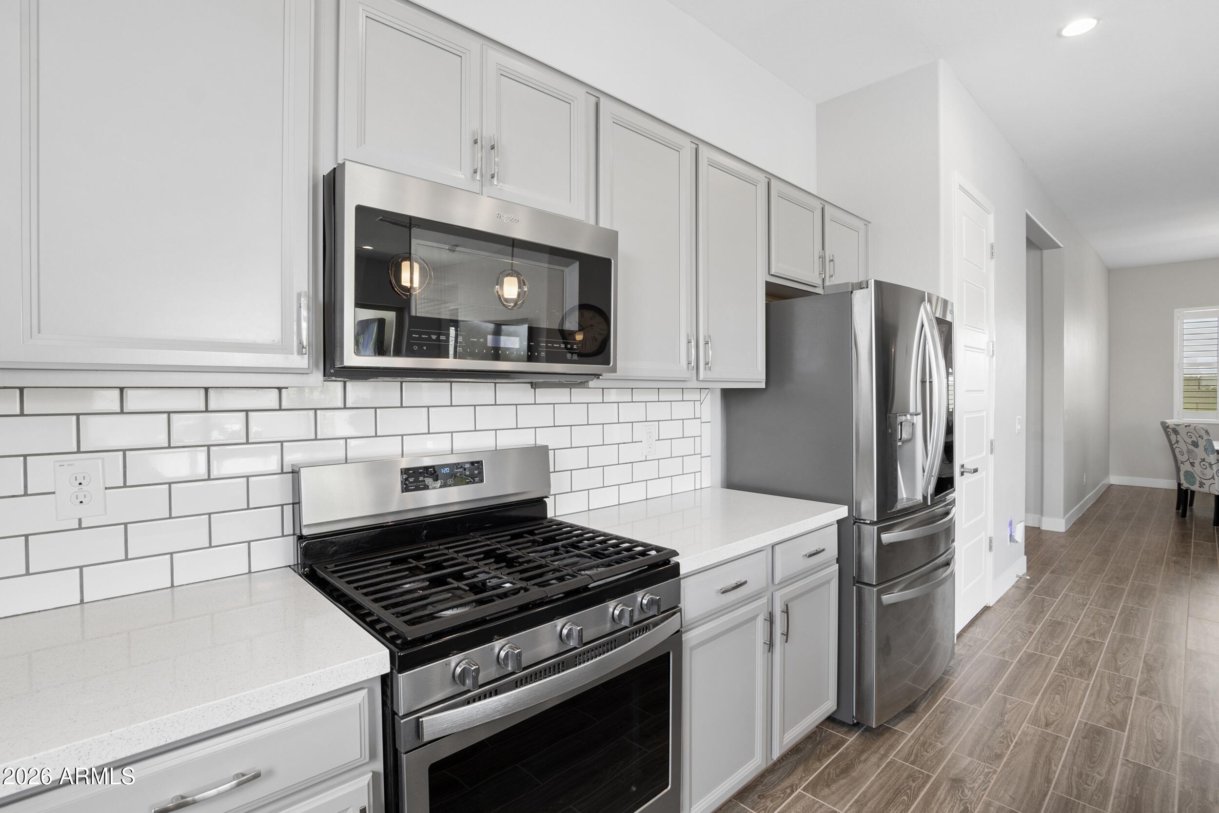 22741 E VIA DEL SOL