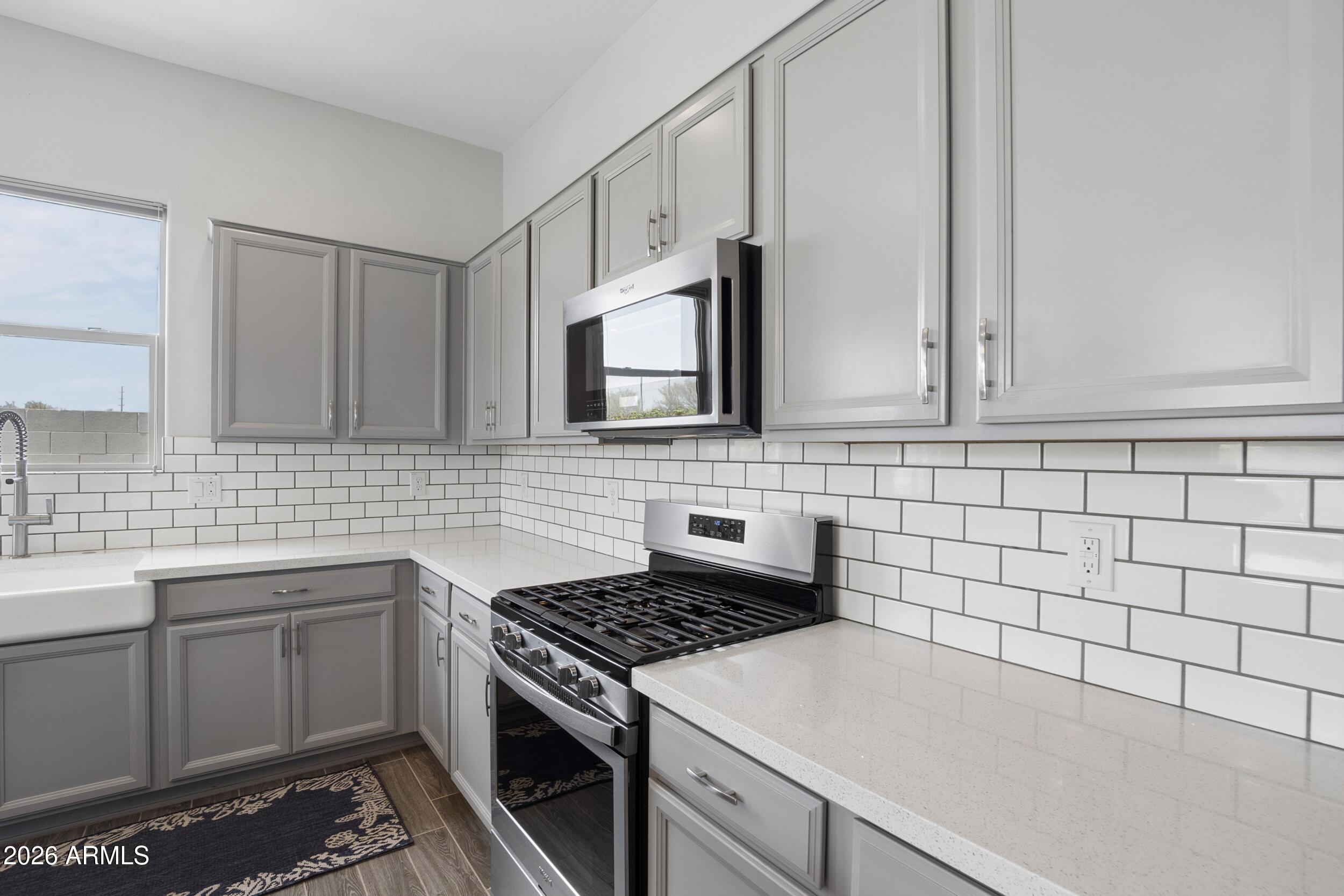 22741 E VIA DEL SOL