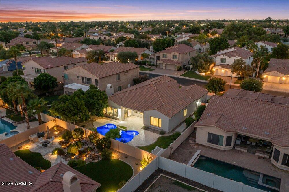 1613 W KAIBAB Drive