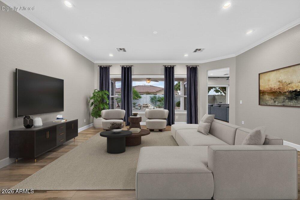 1613 W KAIBAB Drive