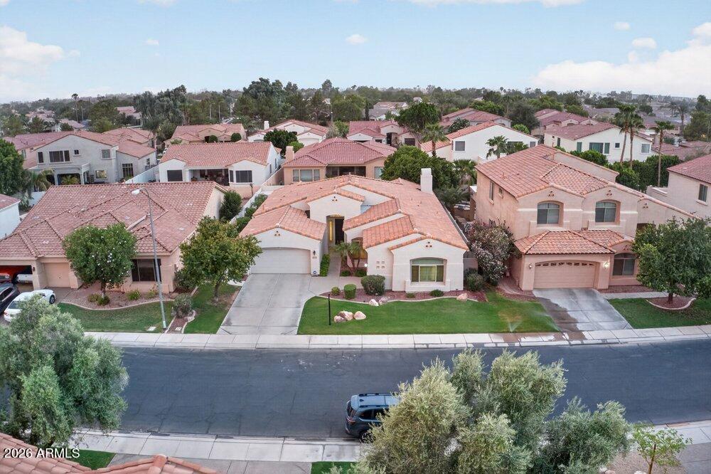 1613 W KAIBAB Drive