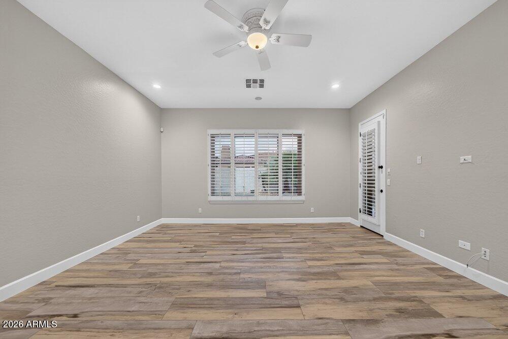 1613 W KAIBAB Drive