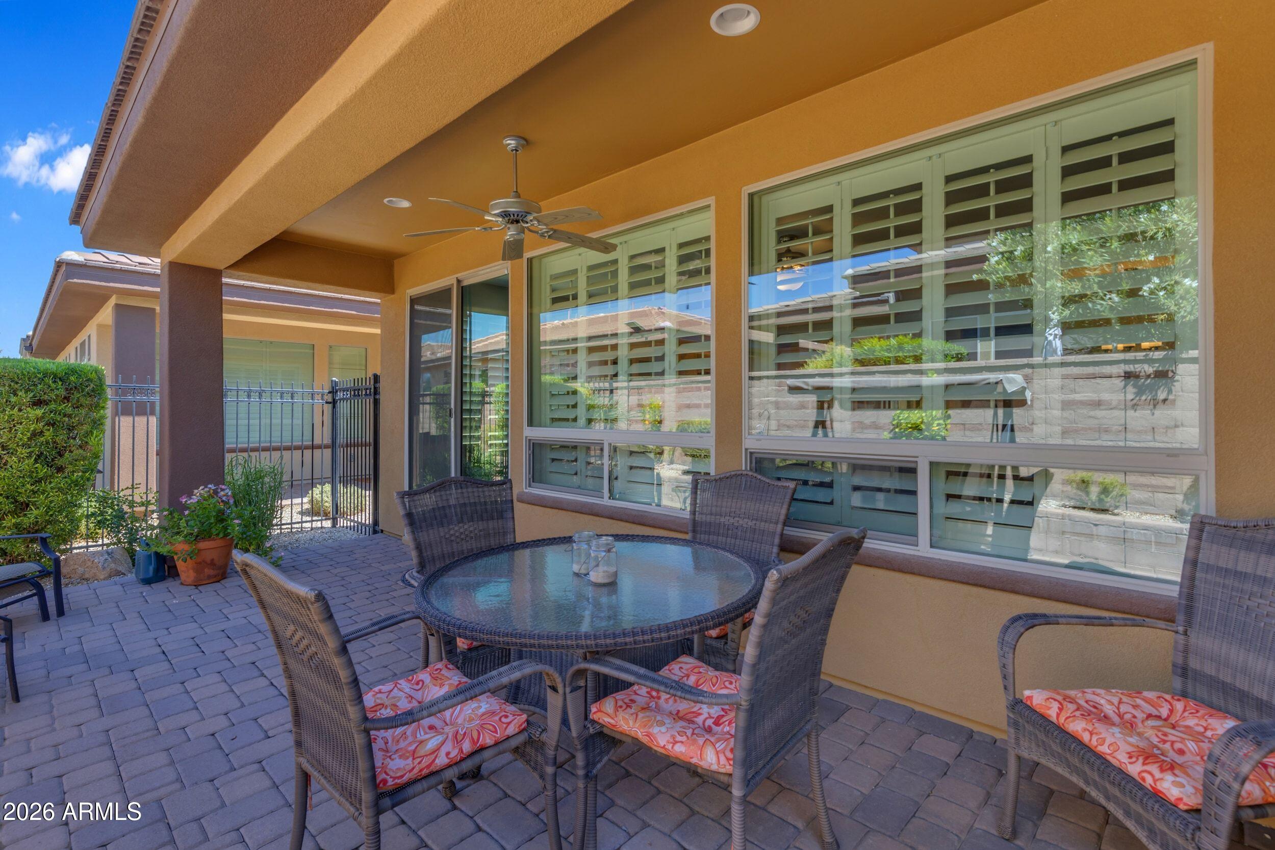 708 E Cobble Stone Drive