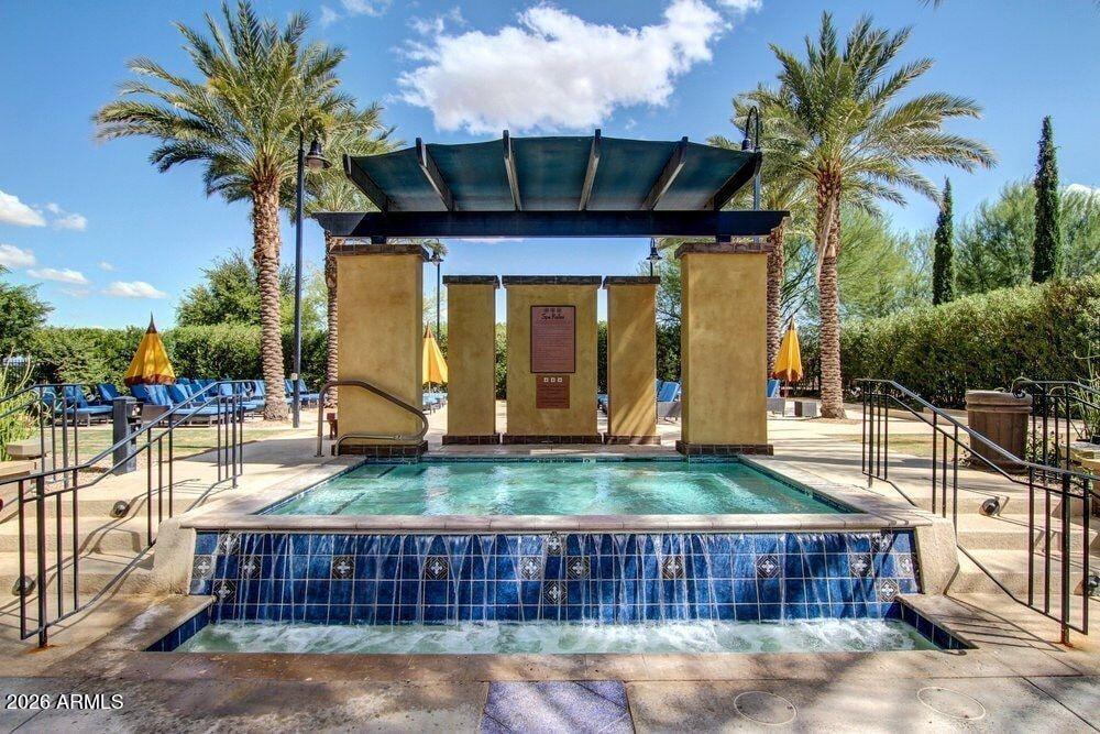708 E Cobble Stone Drive
