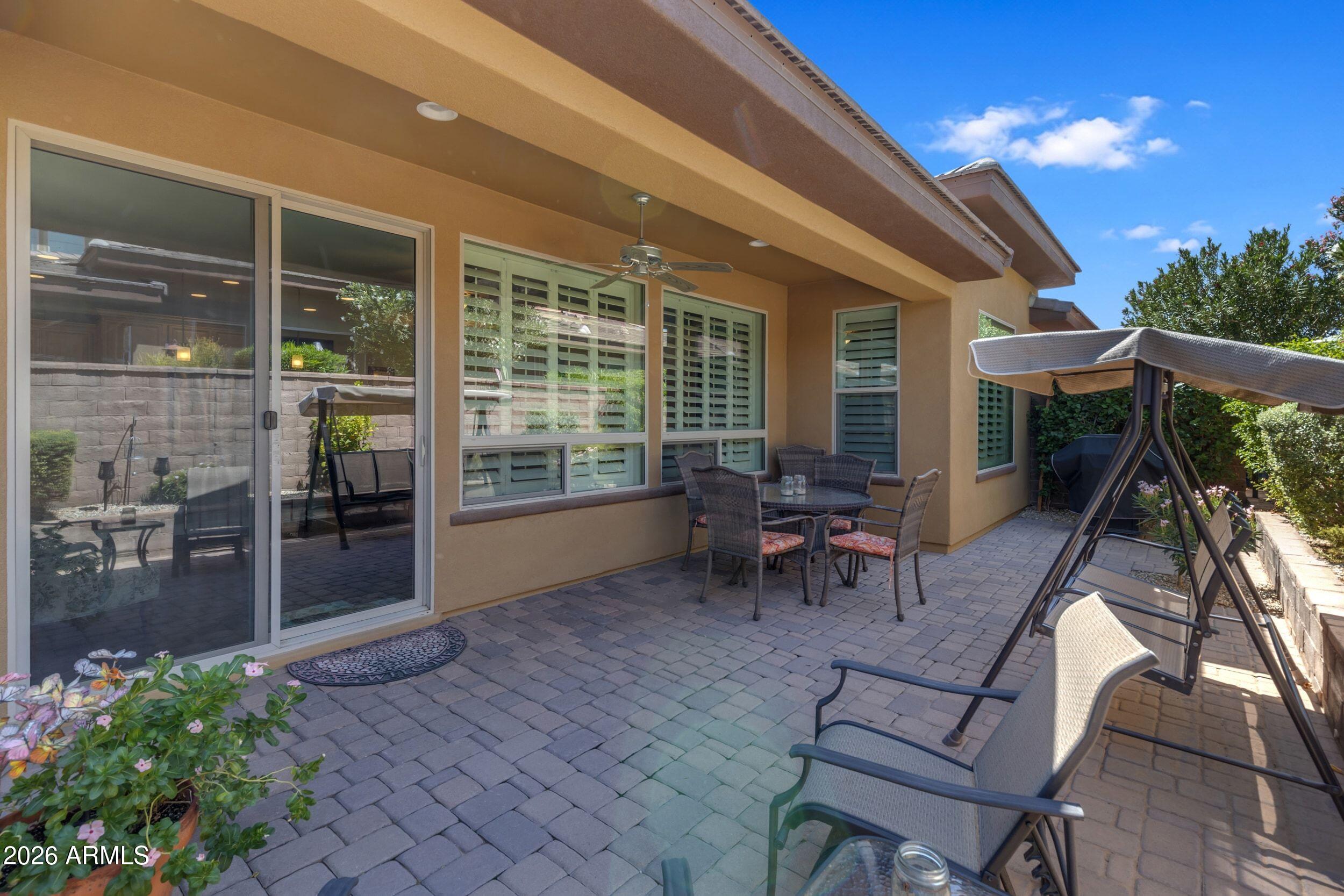 708 E Cobble Stone Drive