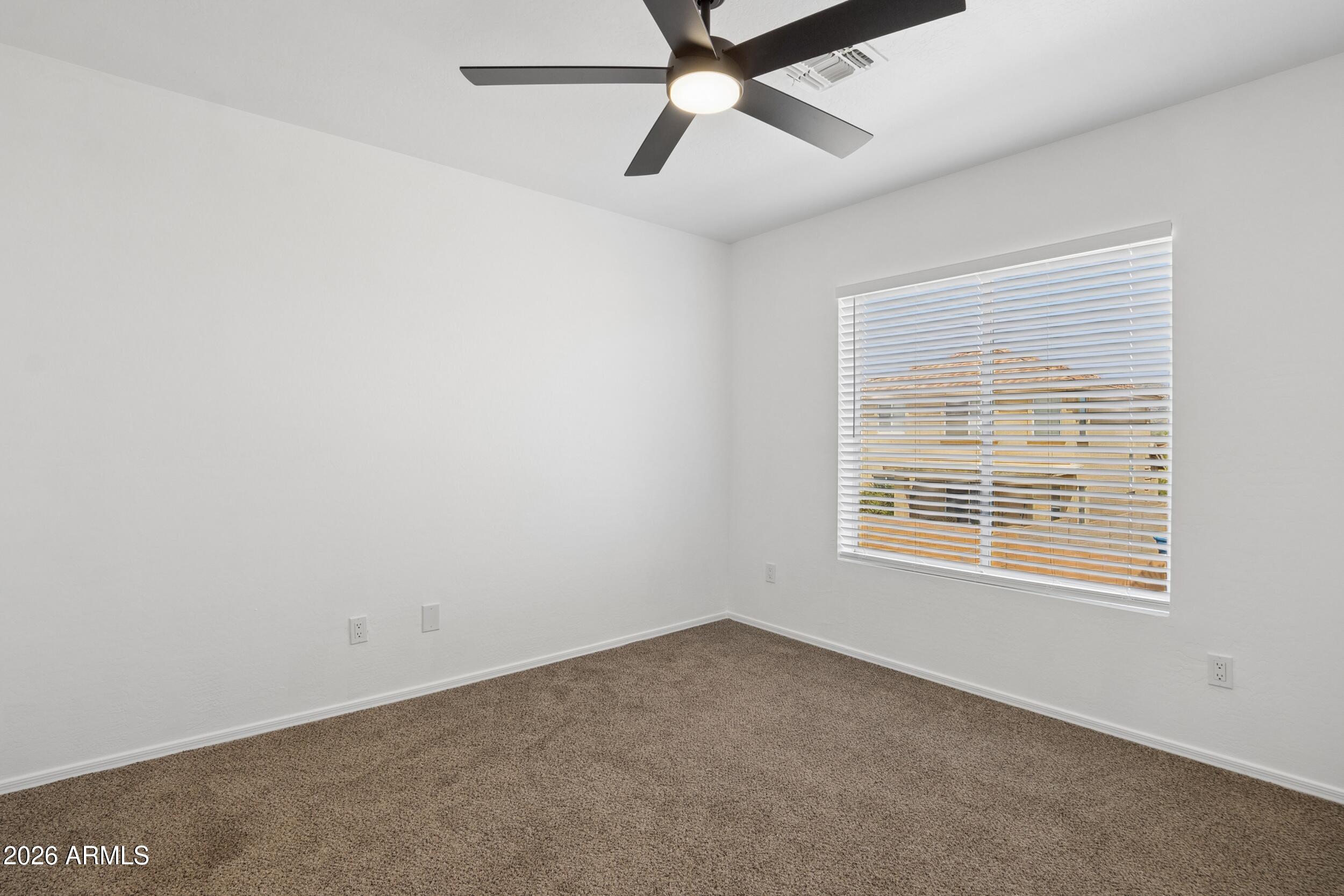 21996 W SOLANO Drive