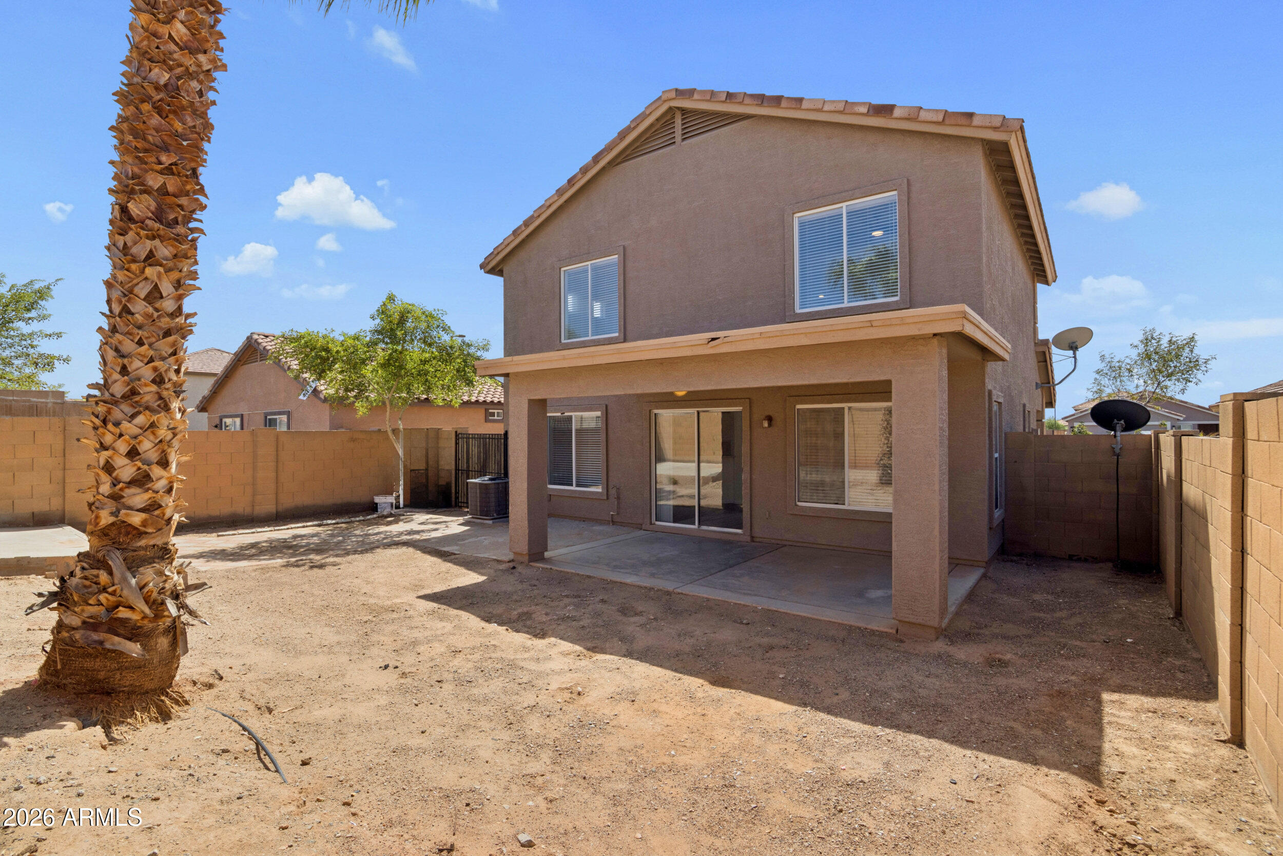 21996 W SOLANO Drive
