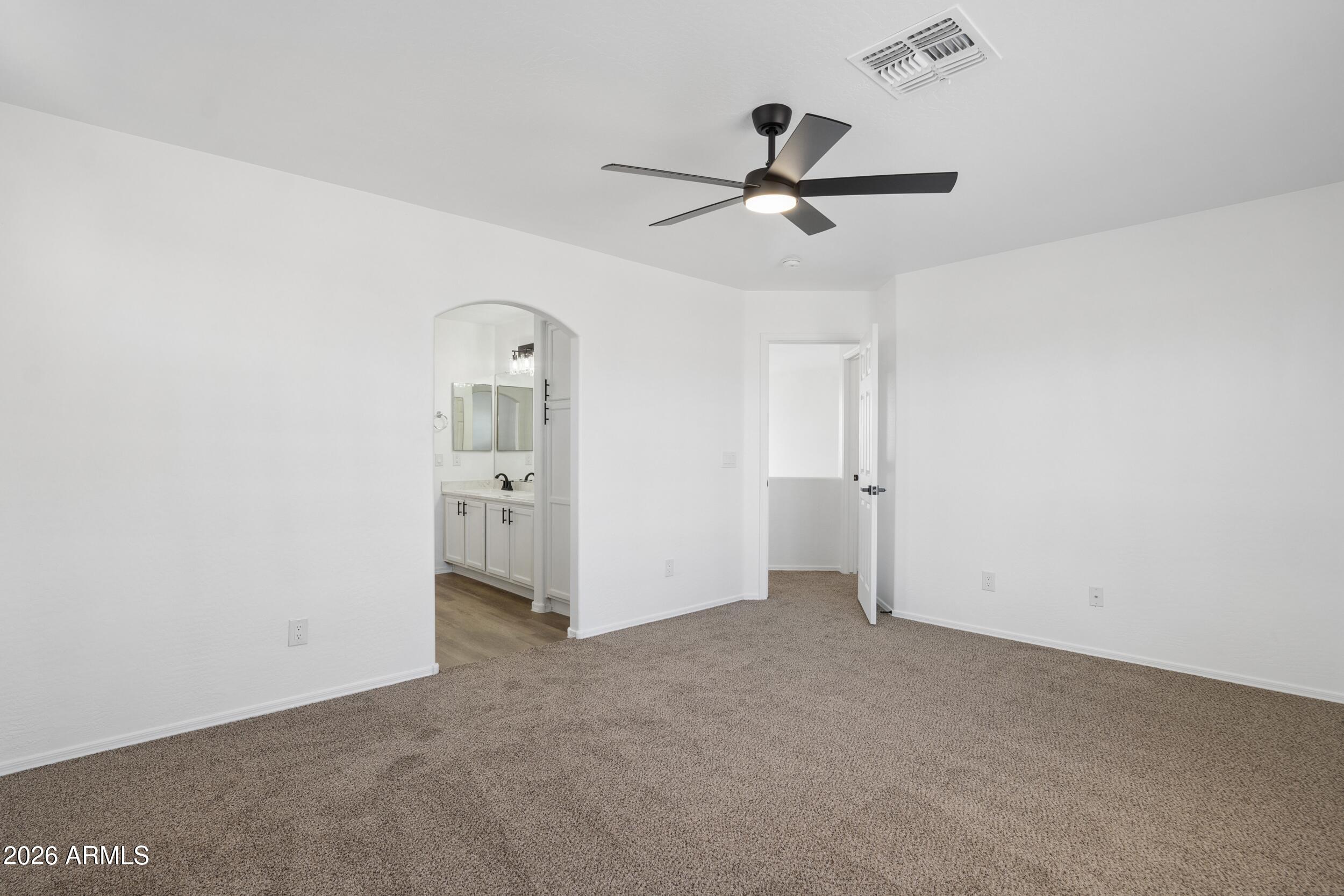 21996 W SOLANO Drive
