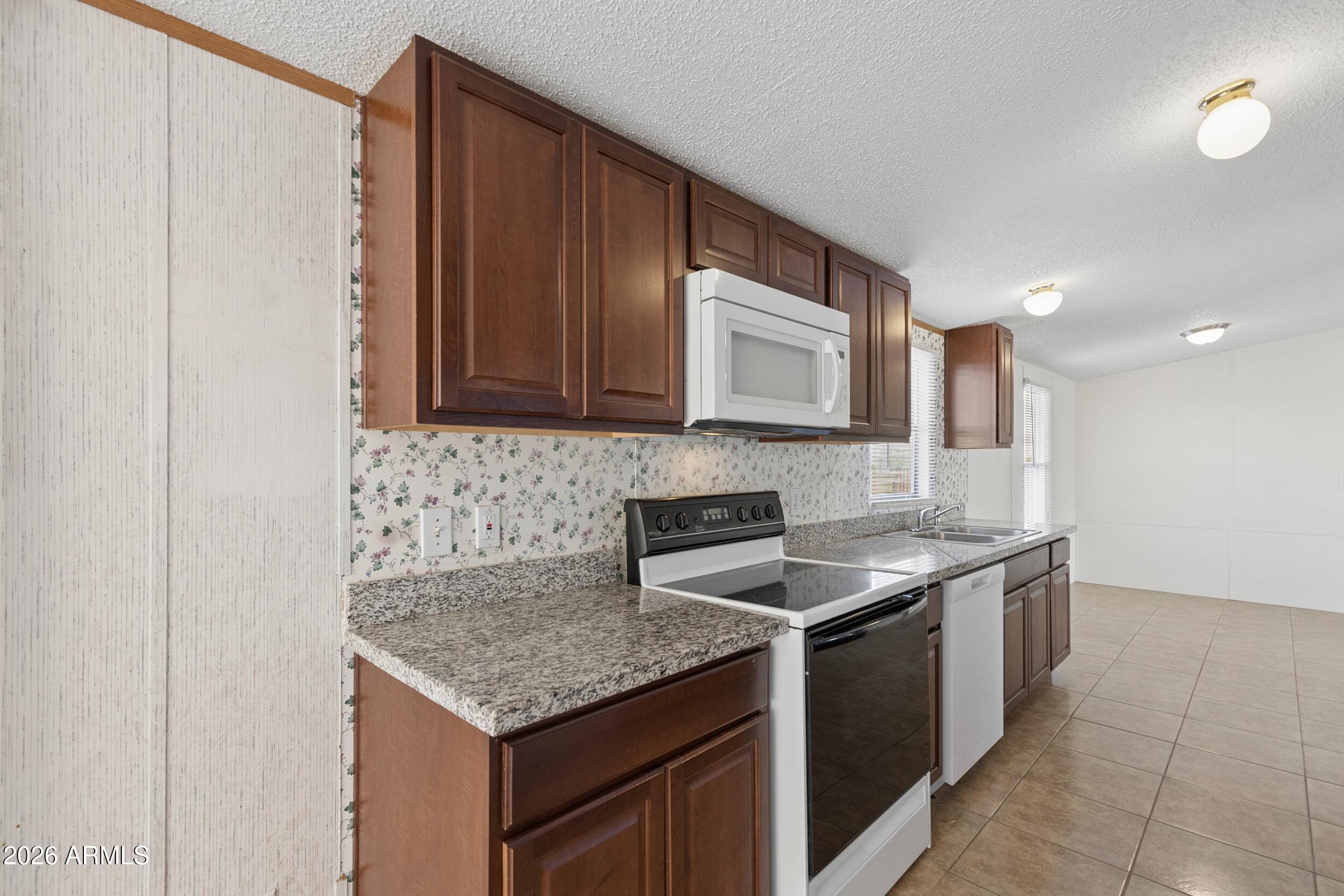 15047 N Highway 79