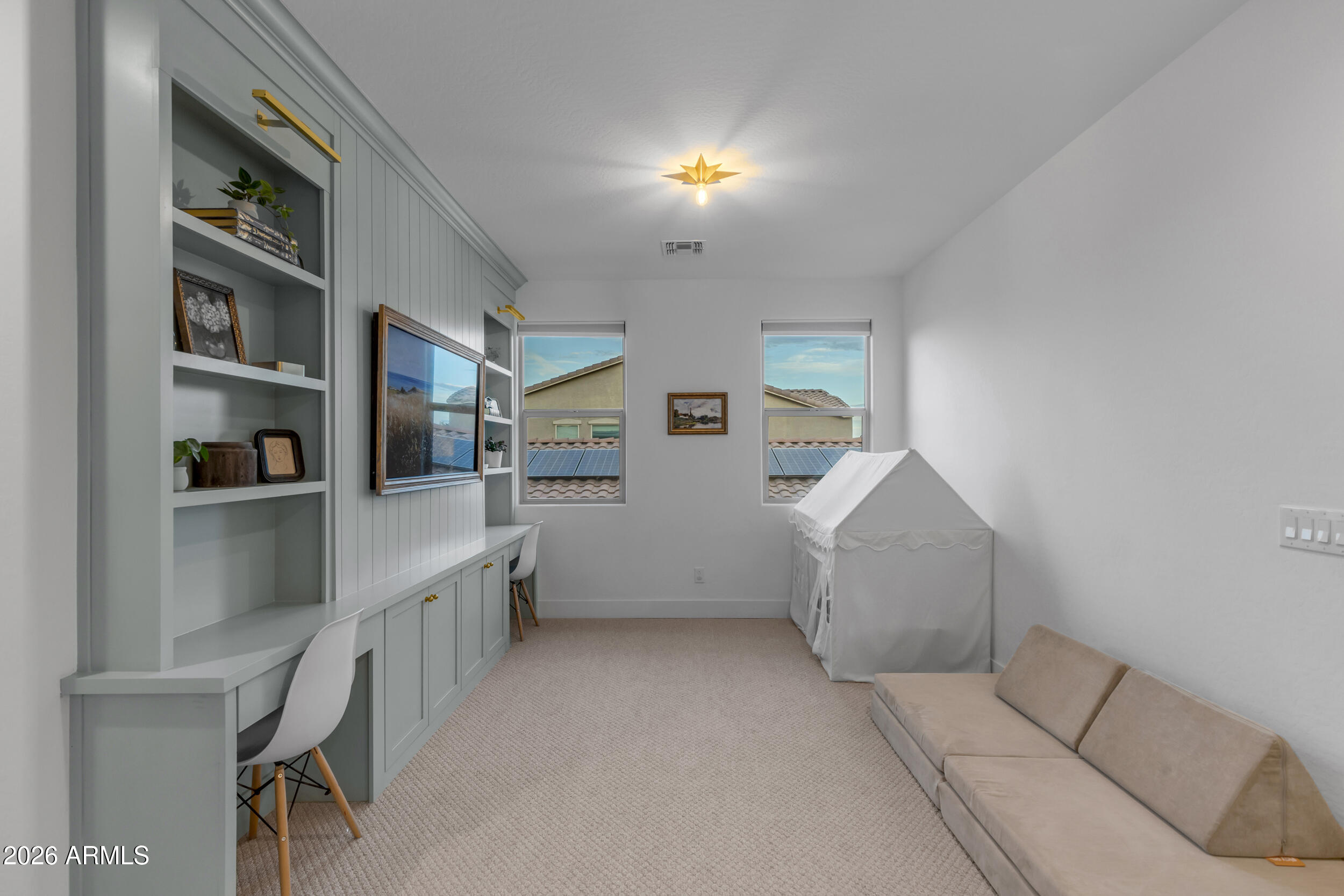 34019 N Casey Lane